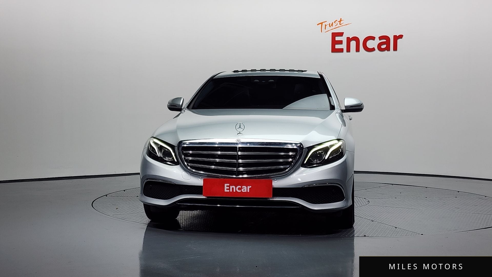 Mercedes-Benz E-Class W213 2017 — миниатюра 3
