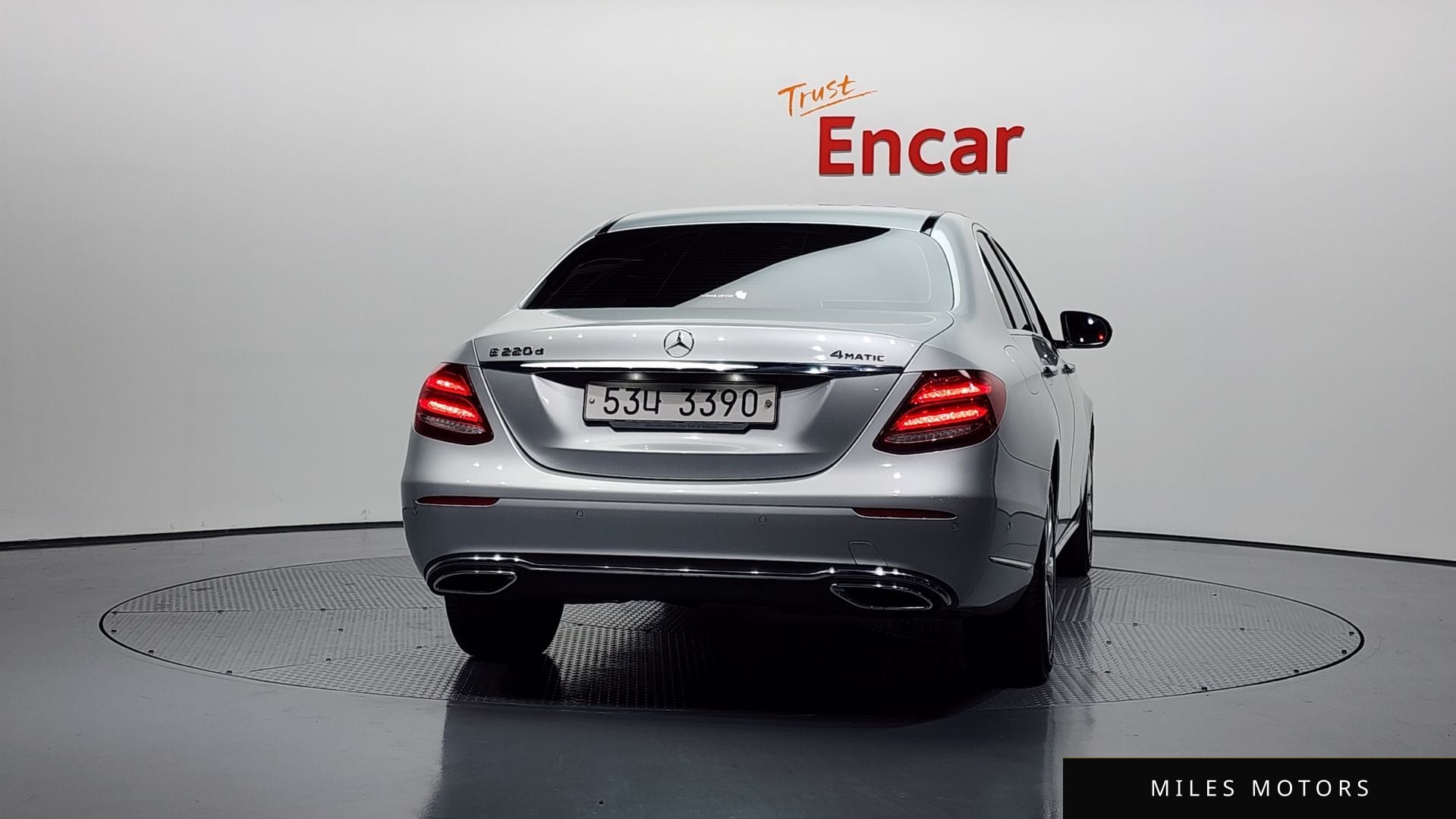 Mercedes-Benz E-Class W213 2017 — миниатюра 4
