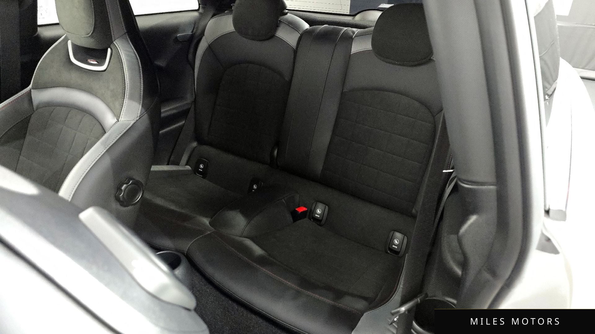 MINI 쿠퍼 S 2024 — миниатюра 12