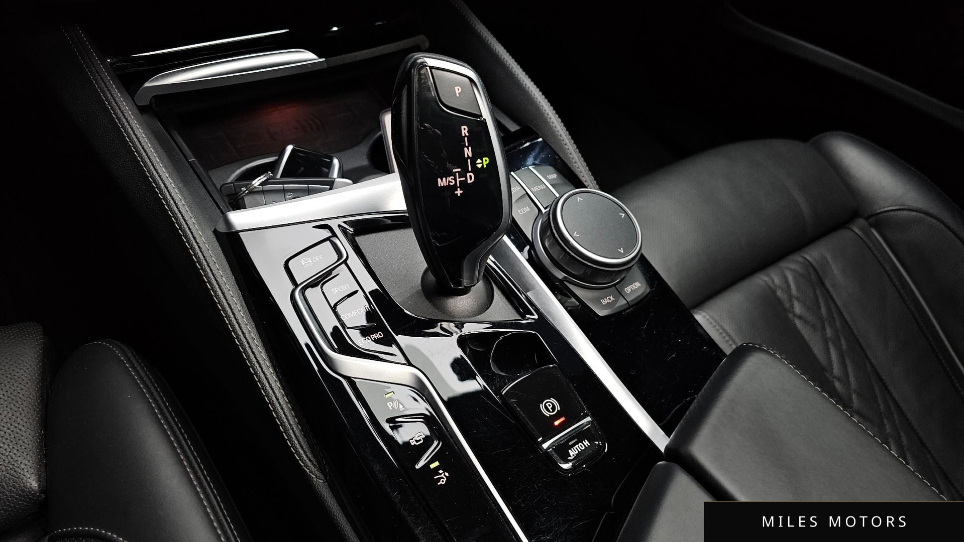 BMW 6 Series GT (G32) 2021 — миниатюра 9