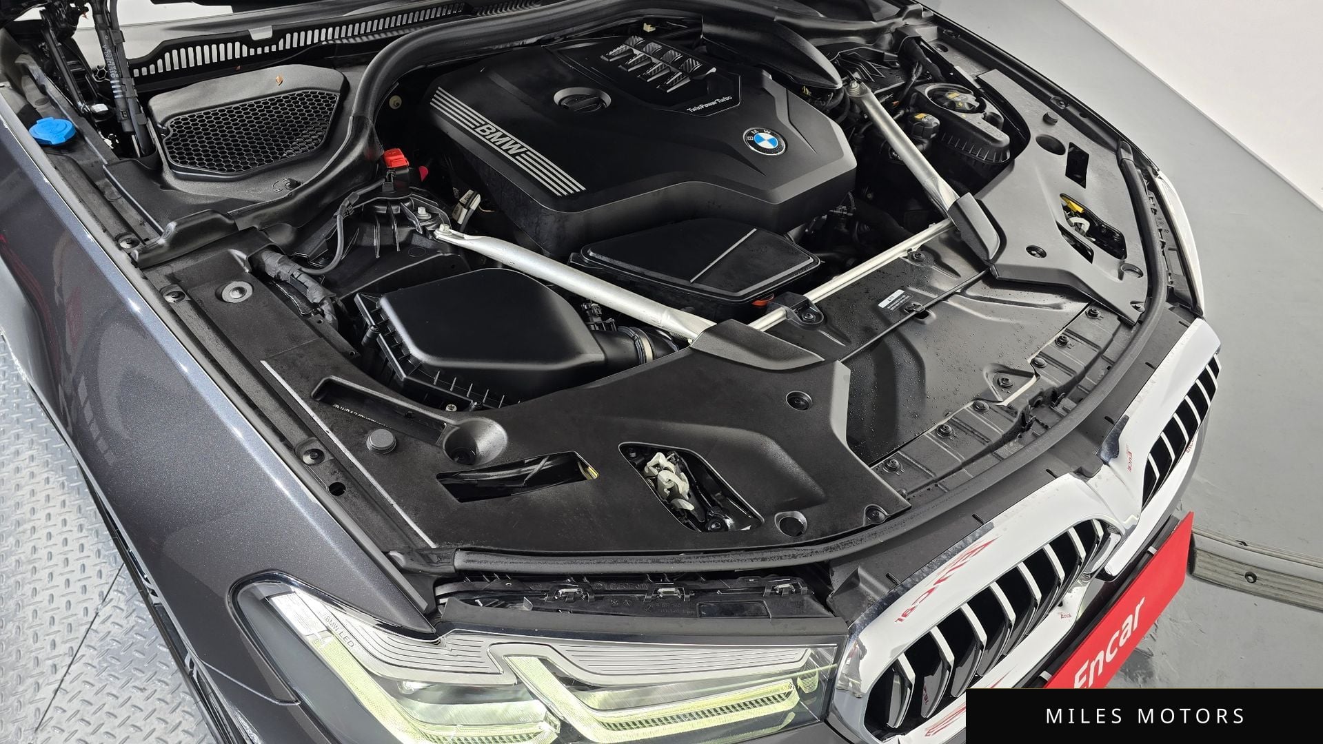 BMW 5 Series (G30) 2022 — миниатюра 6