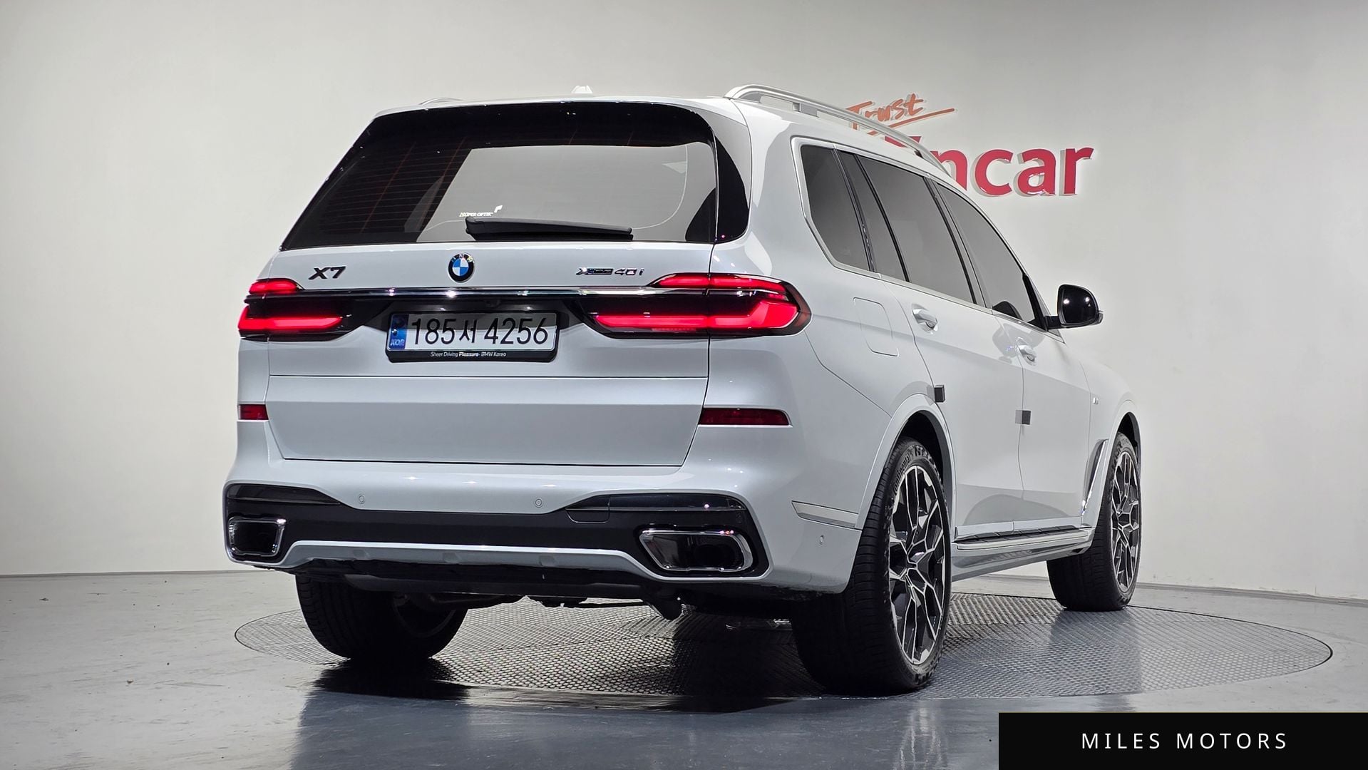 BMW X7 (G07) 2025 — миниатюра 2