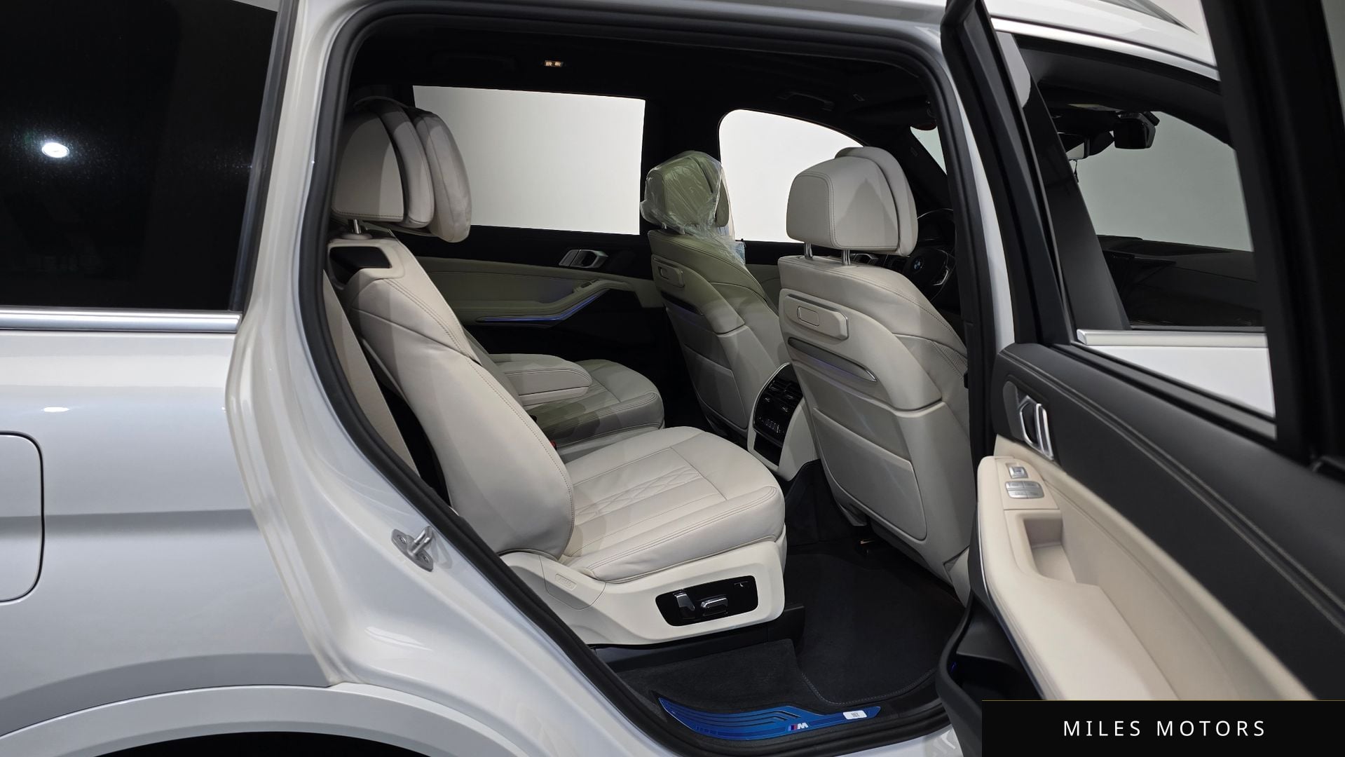 BMW X7 (G07) 2025 — миниатюра 12
