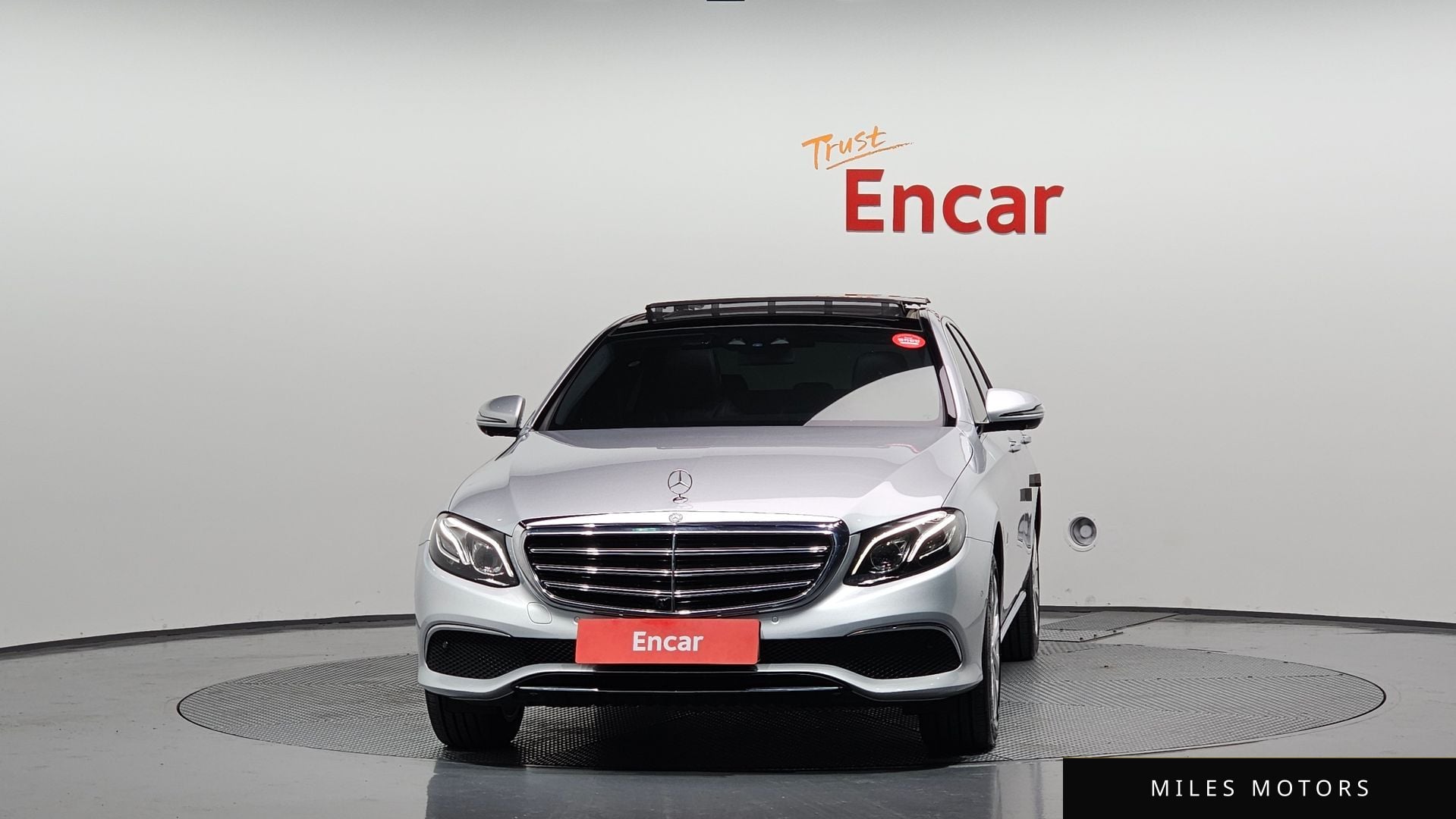 Mercedes-Benz E-Class W213 2017 — миниатюра 3