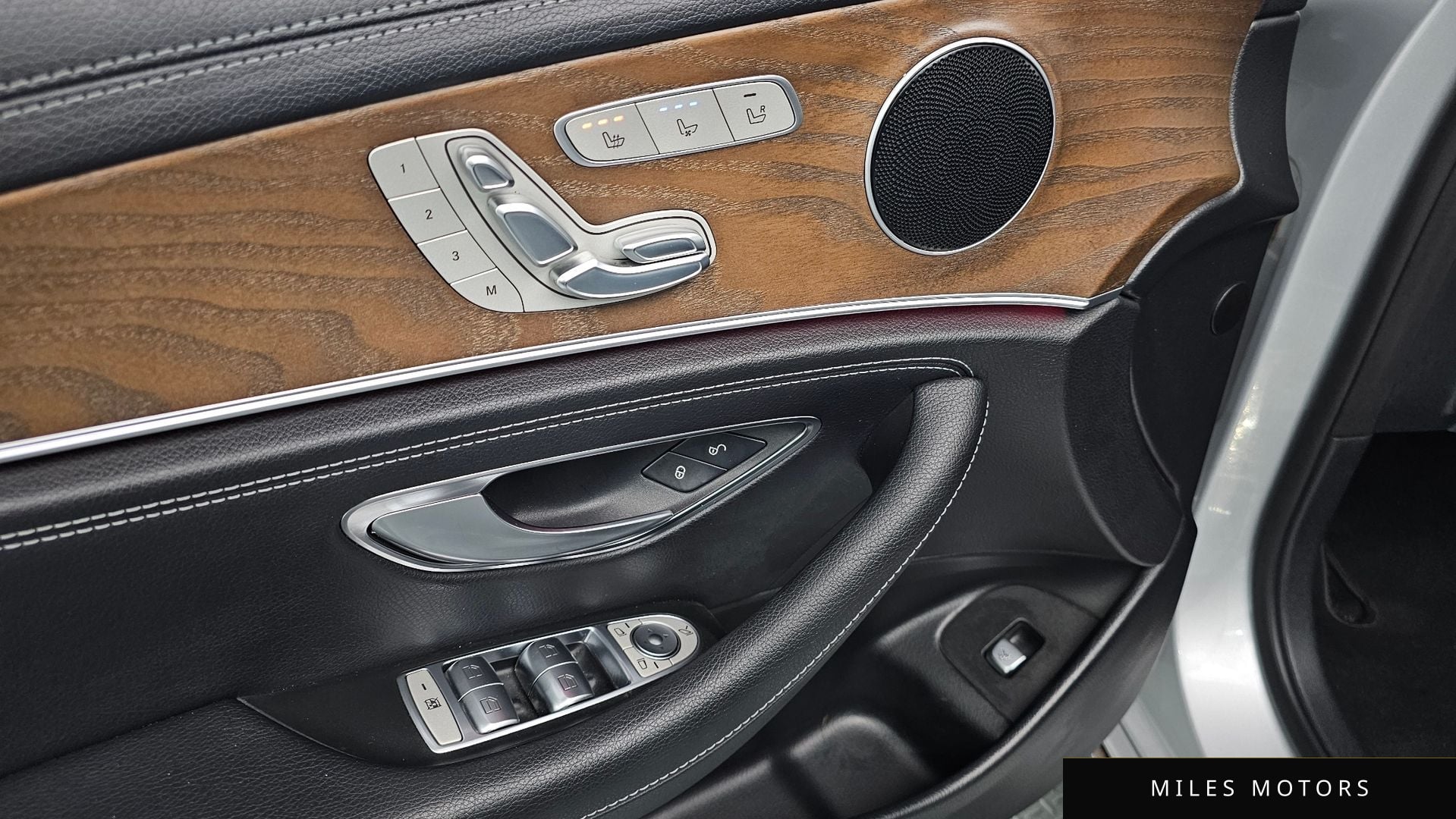 Mercedes-Benz E-Class W213 2017 — миниатюра 17