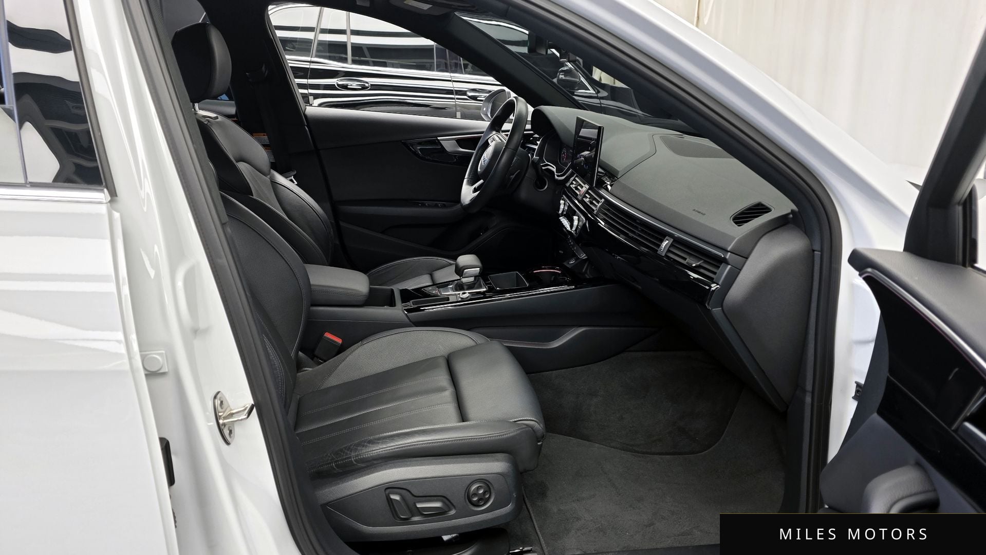 Audi A4 (B9) 2020 — миниатюра 11