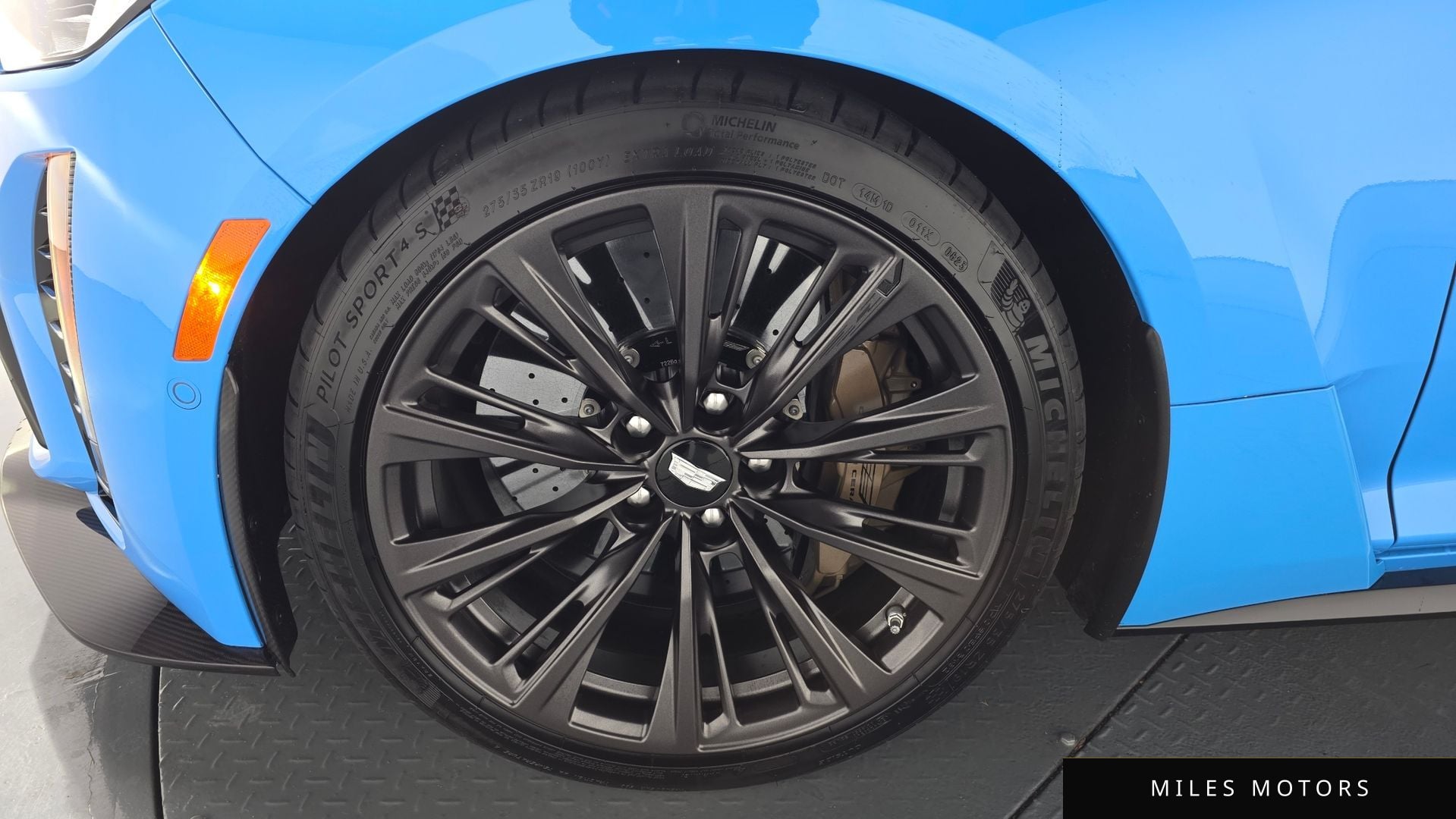 Cadillac CT5-V 2023 — миниатюра 4
