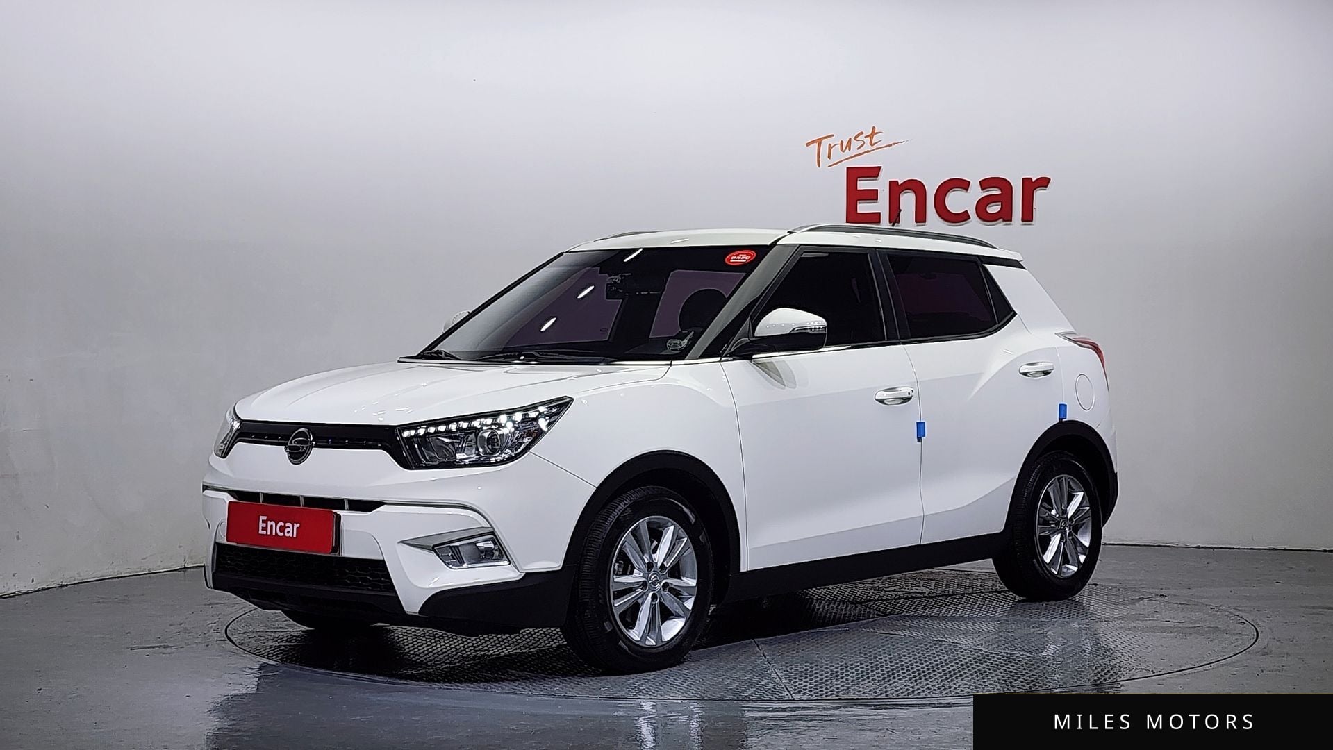 KG Mobility Tivoli 2016 — фото 1 из 12