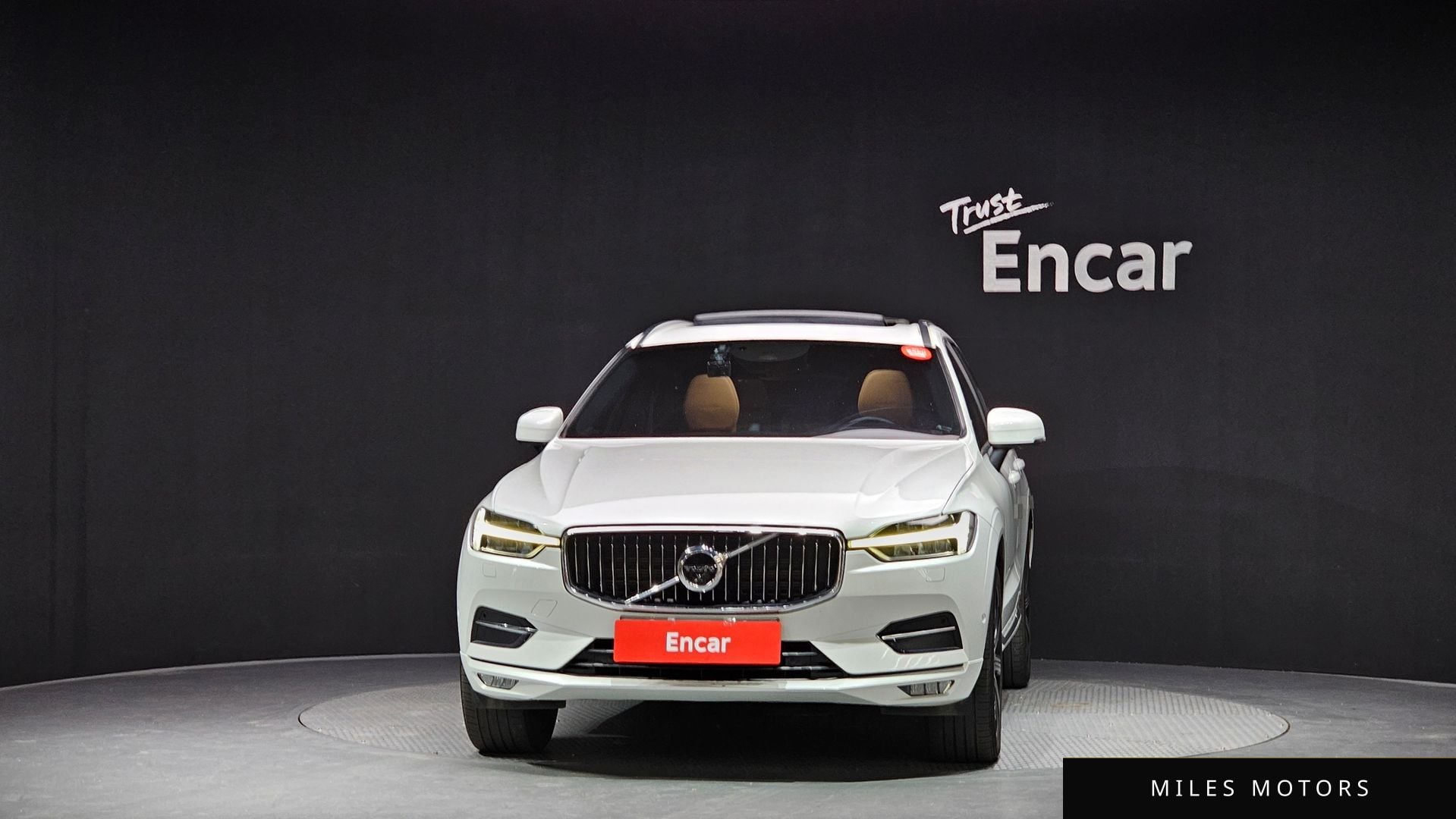 Volvo XC60 2019 — миниатюра 3