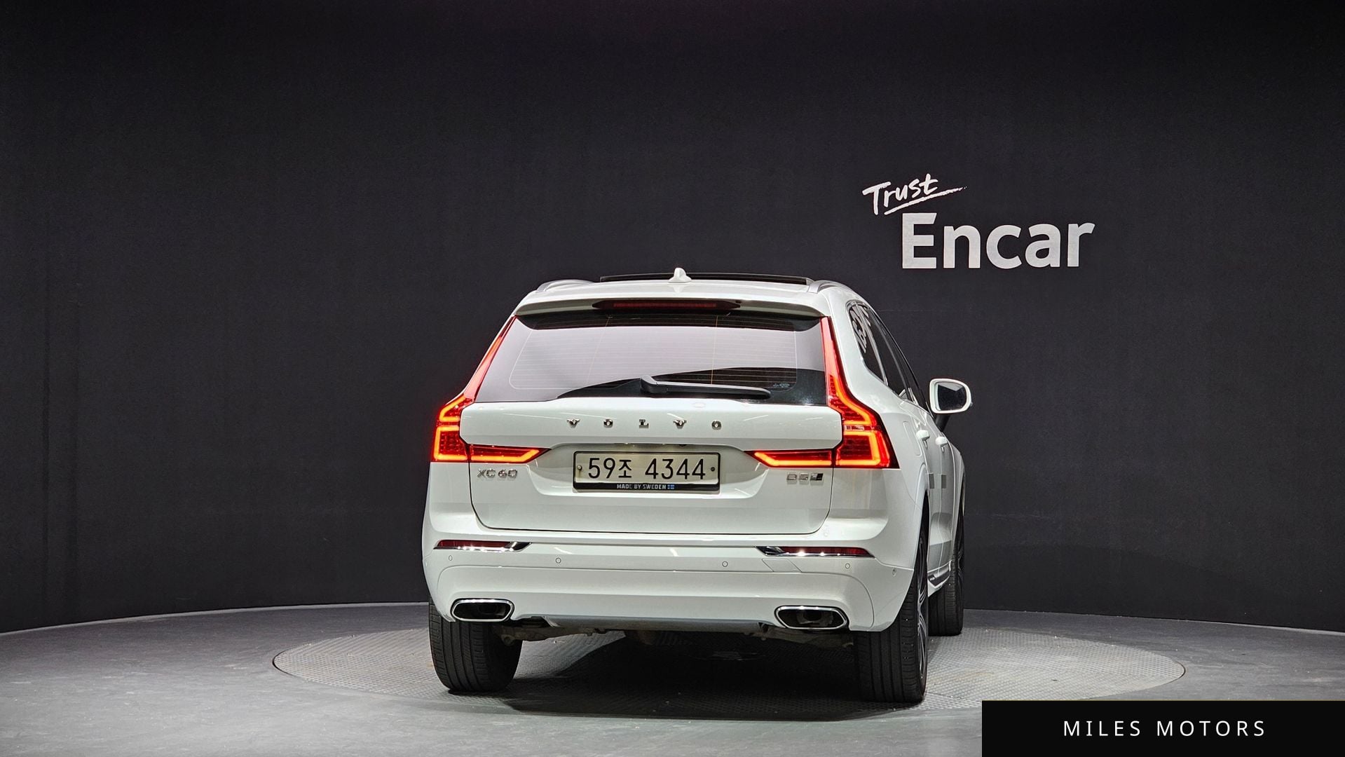 Volvo XC60 2019 — миниатюра 4