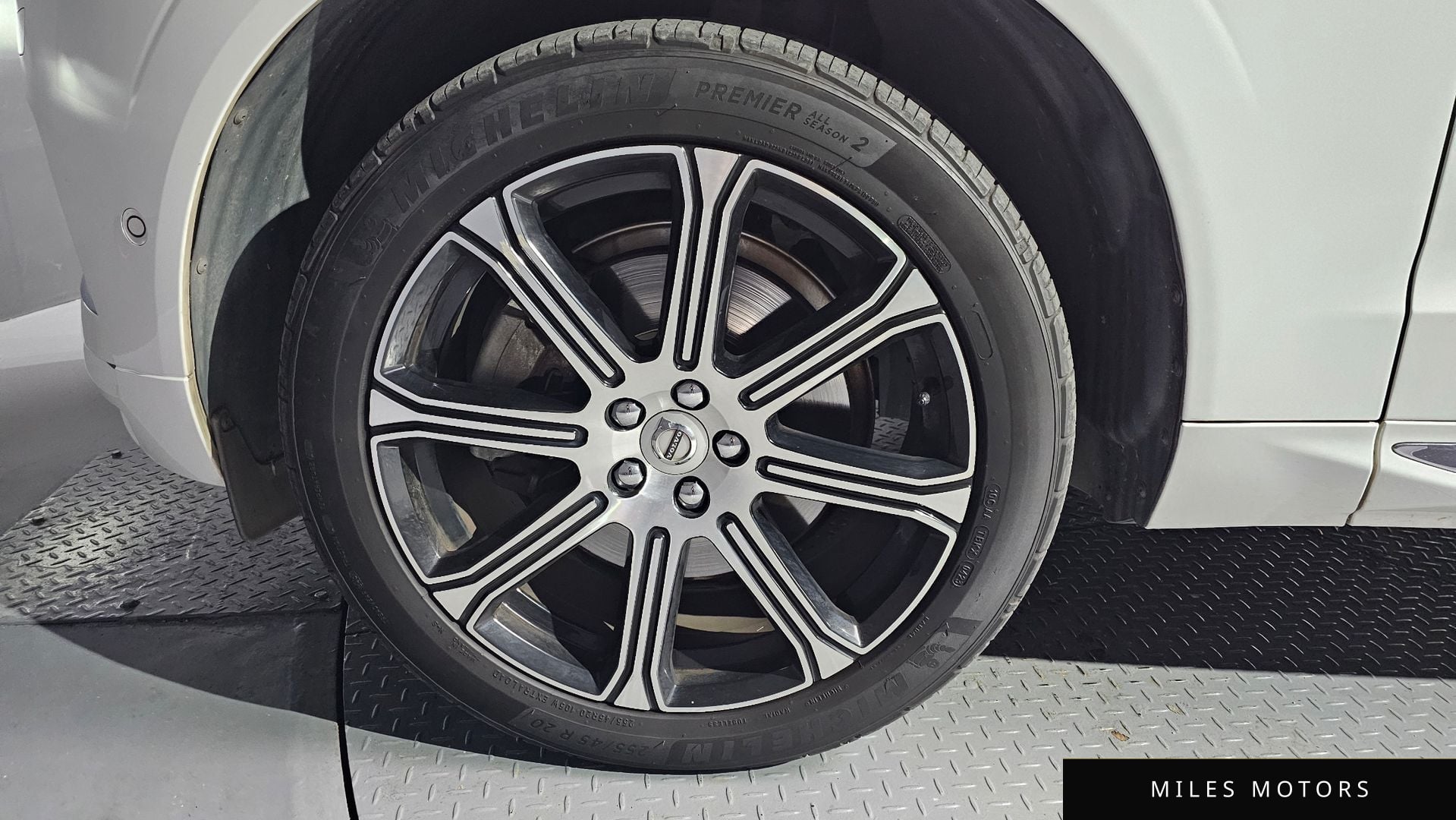 Volvo XC60 2019 — миниатюра 5