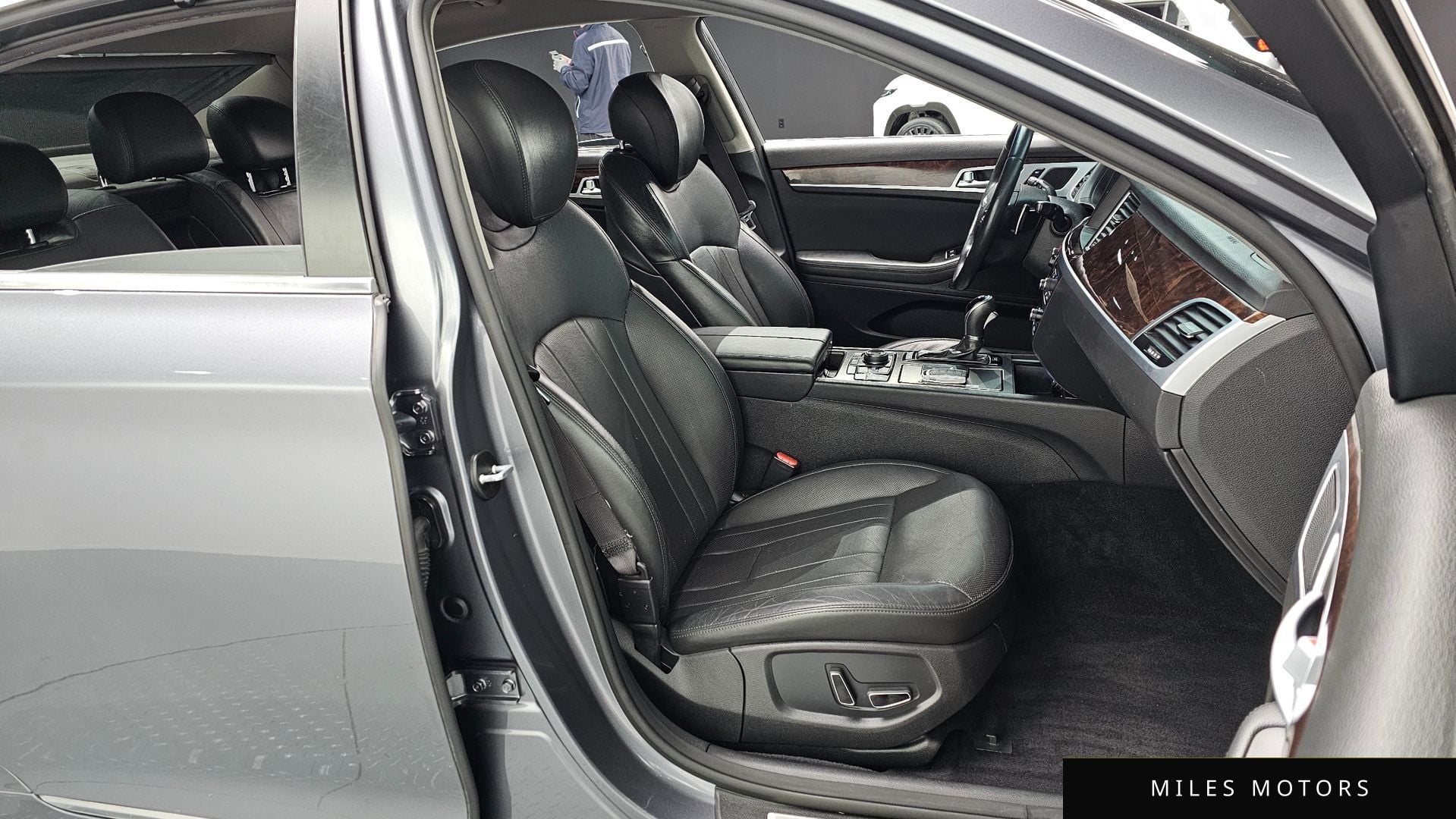 Hyundai Genesis 2016 — миниатюра 10