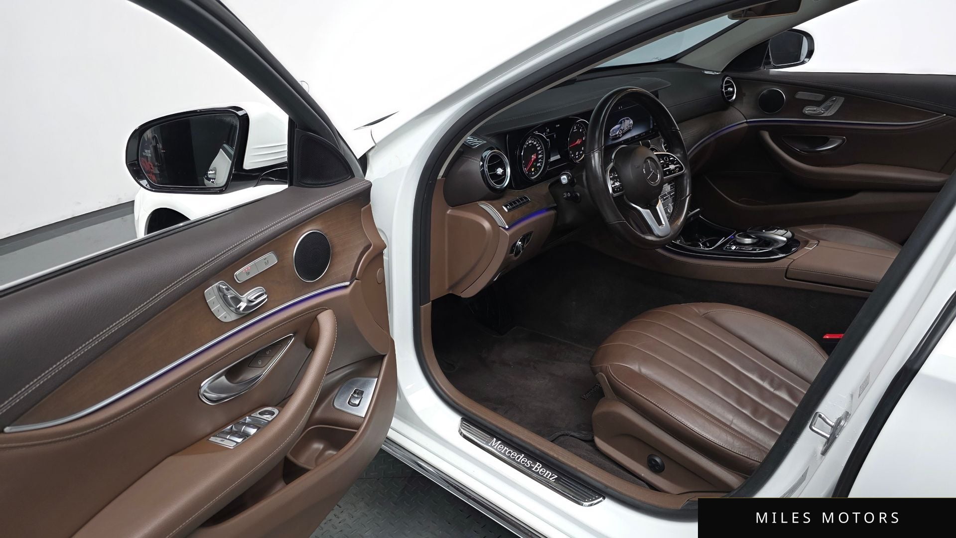 Mercedes-Benz E-Class W213 2019 — миниатюра 11