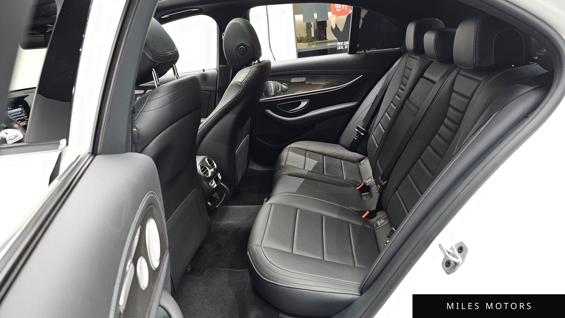 Mercedes-Benz E-Class W213 2020 — миниатюра 12