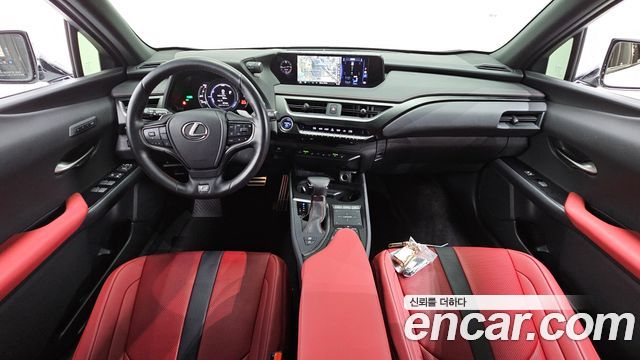 Лексус UX250h 2022 — миниатюра 7