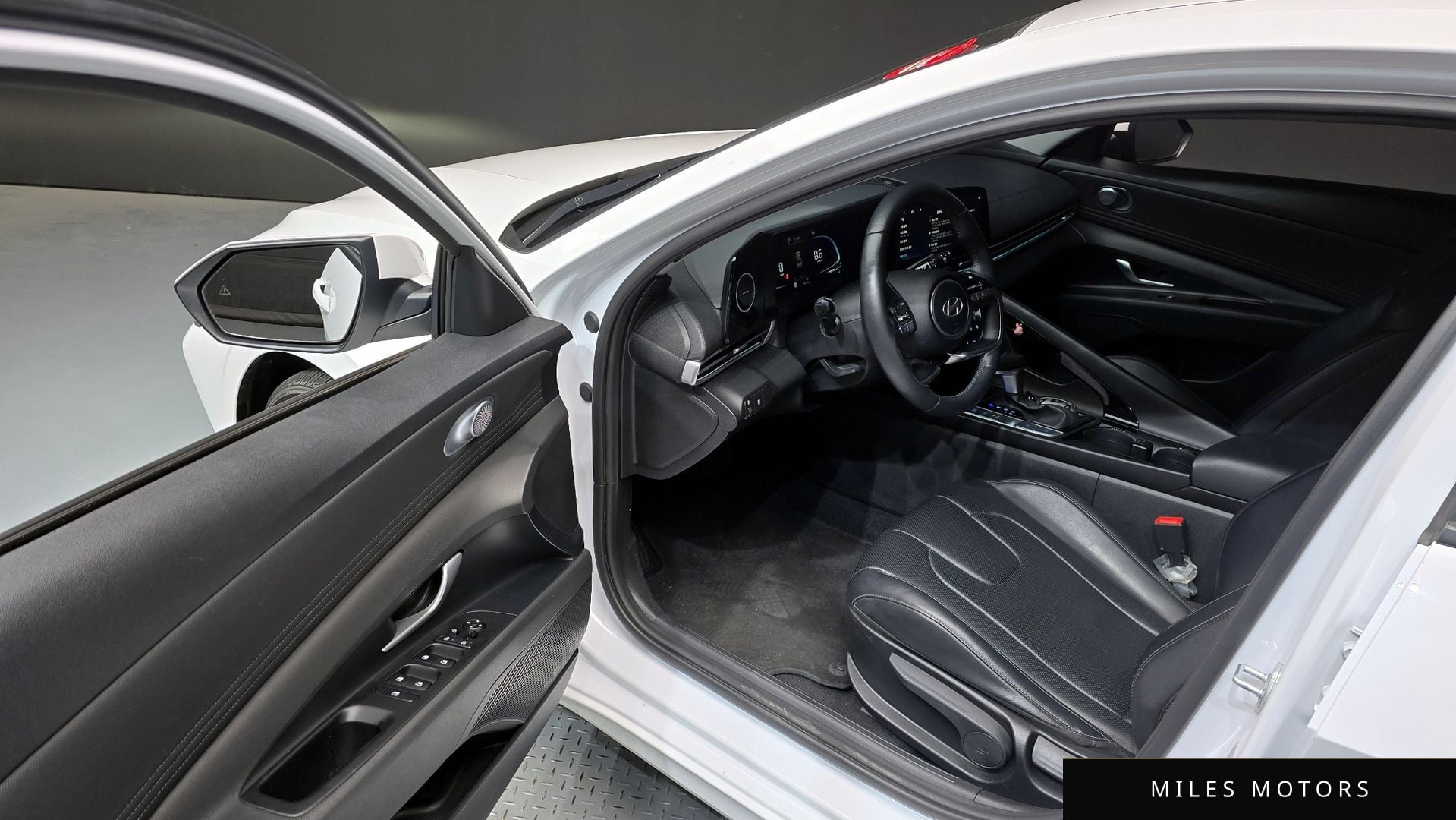 Hyundai AVANTE 2024 — миниатюра 10