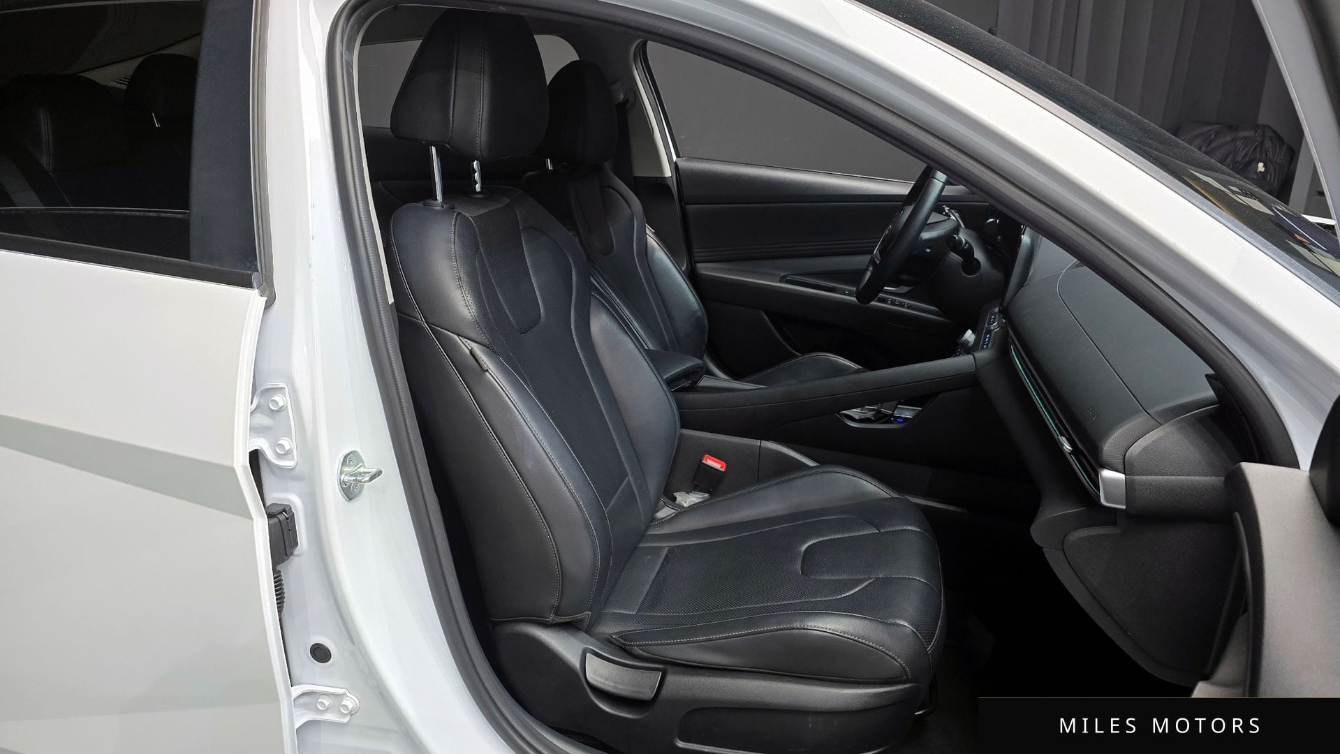 Hyundai AVANTE 2024 — миниатюра 12