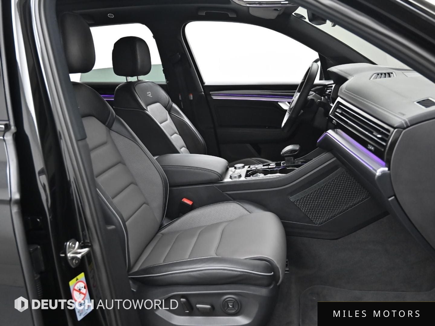 Volkswagen Touareg 2023 — миниатюра 10