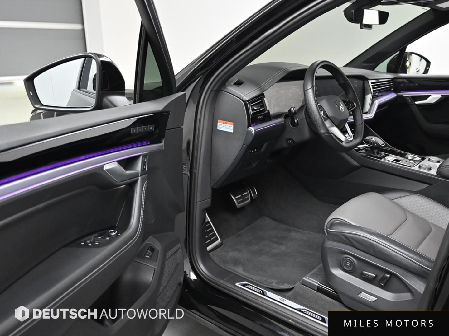 Volkswagen Touareg 2023 — миниатюра 11