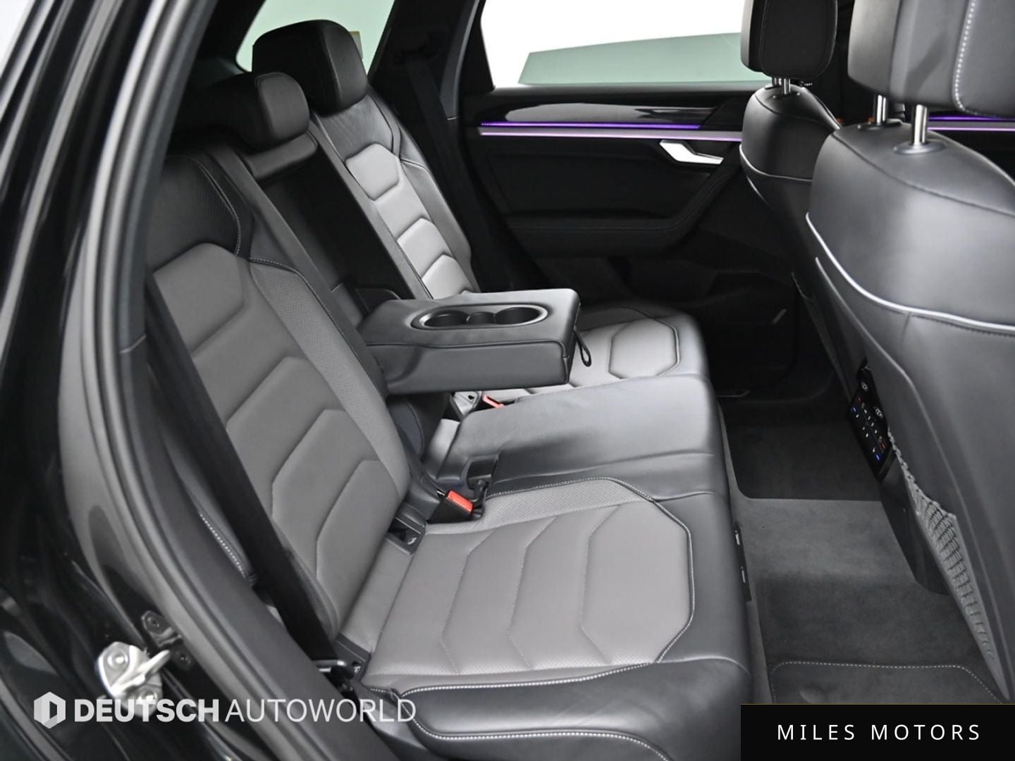 Volkswagen Touareg 2023 — миниатюра 12