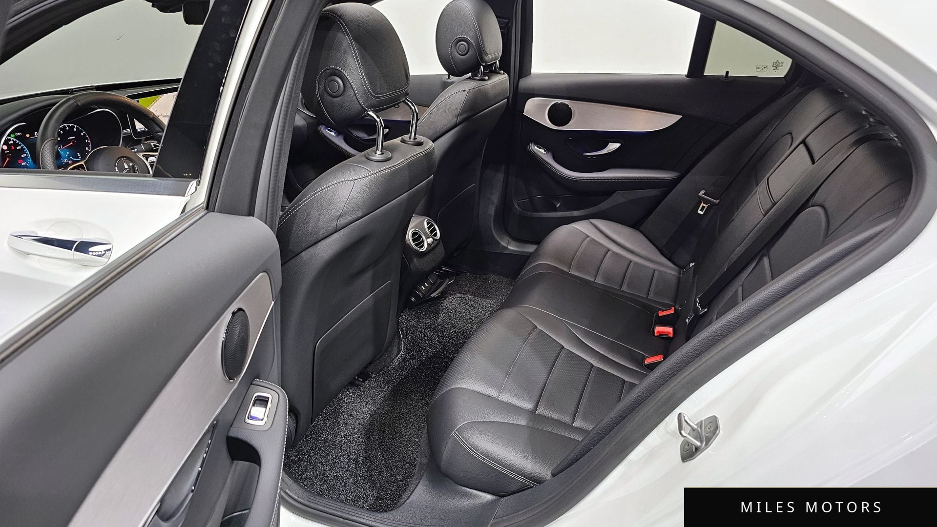 Mercedes-Benz C-Class W205 2021 — миниатюра 12