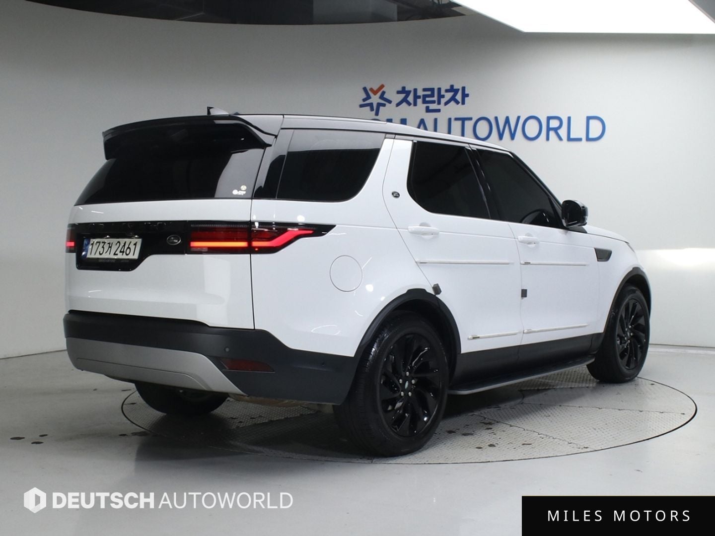 Land Rover Discovery 2022 — миниатюра 2