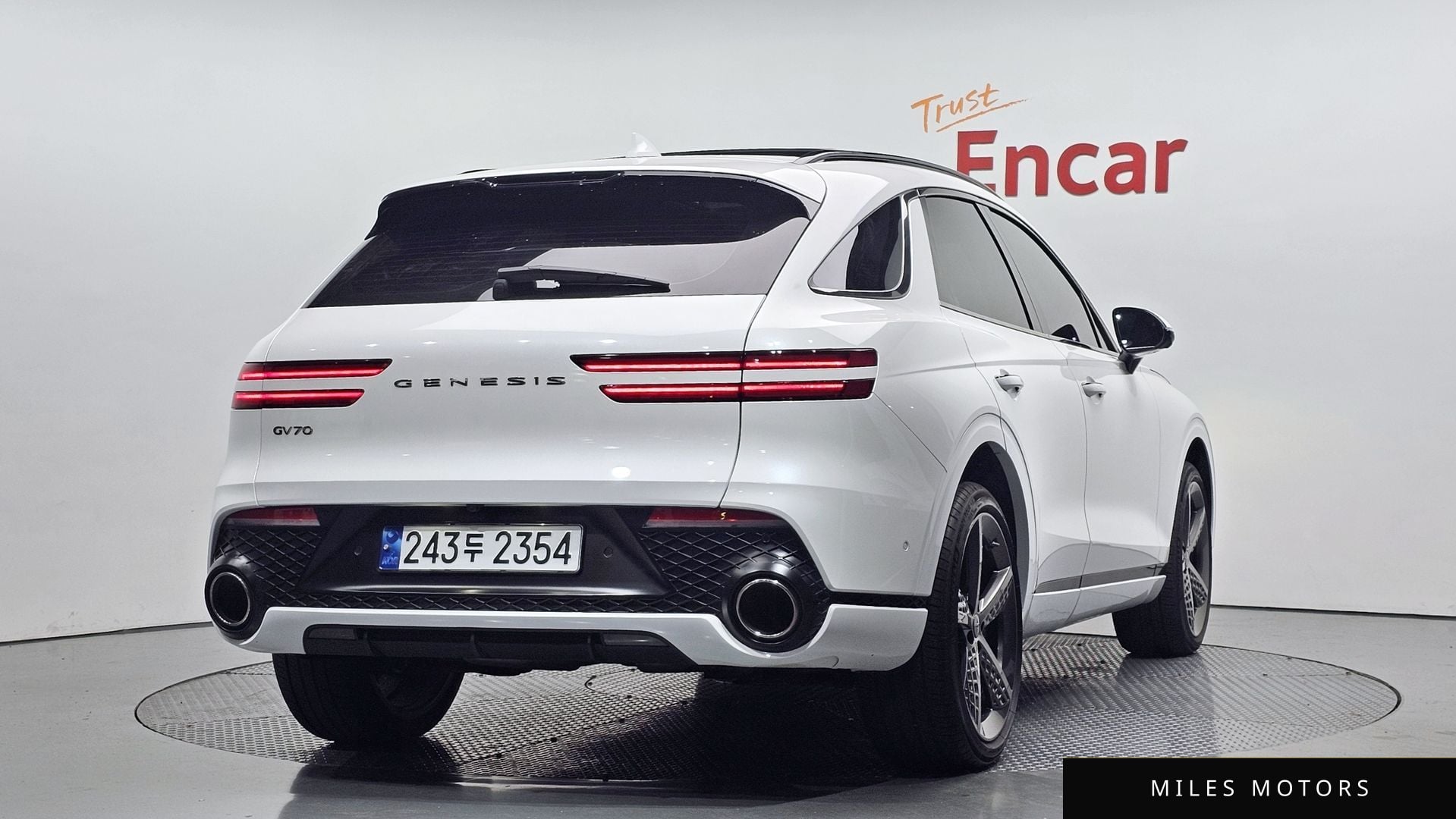 Genesis GV70 2024 — миниатюра 2