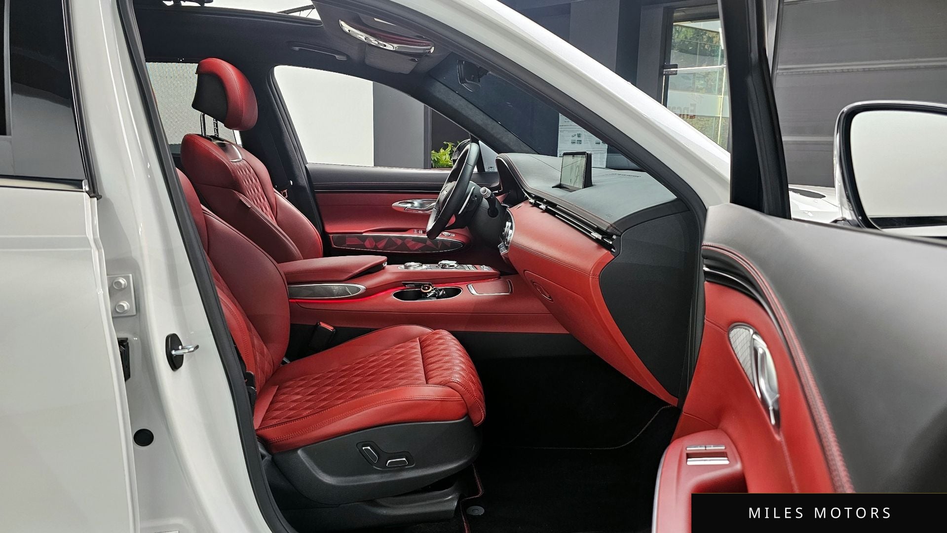 Genesis GV70 2024 — миниатюра 10