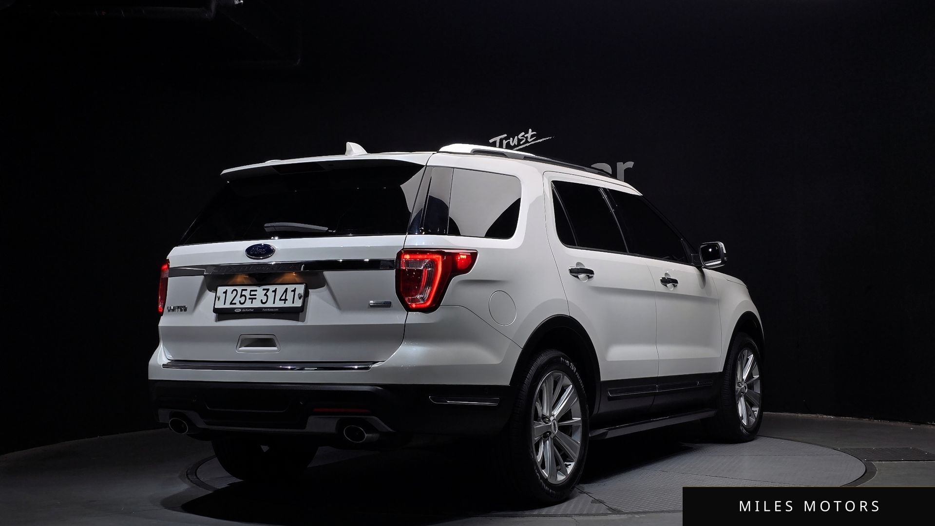 Ford 익스플로러 2019 — миниатюра 2