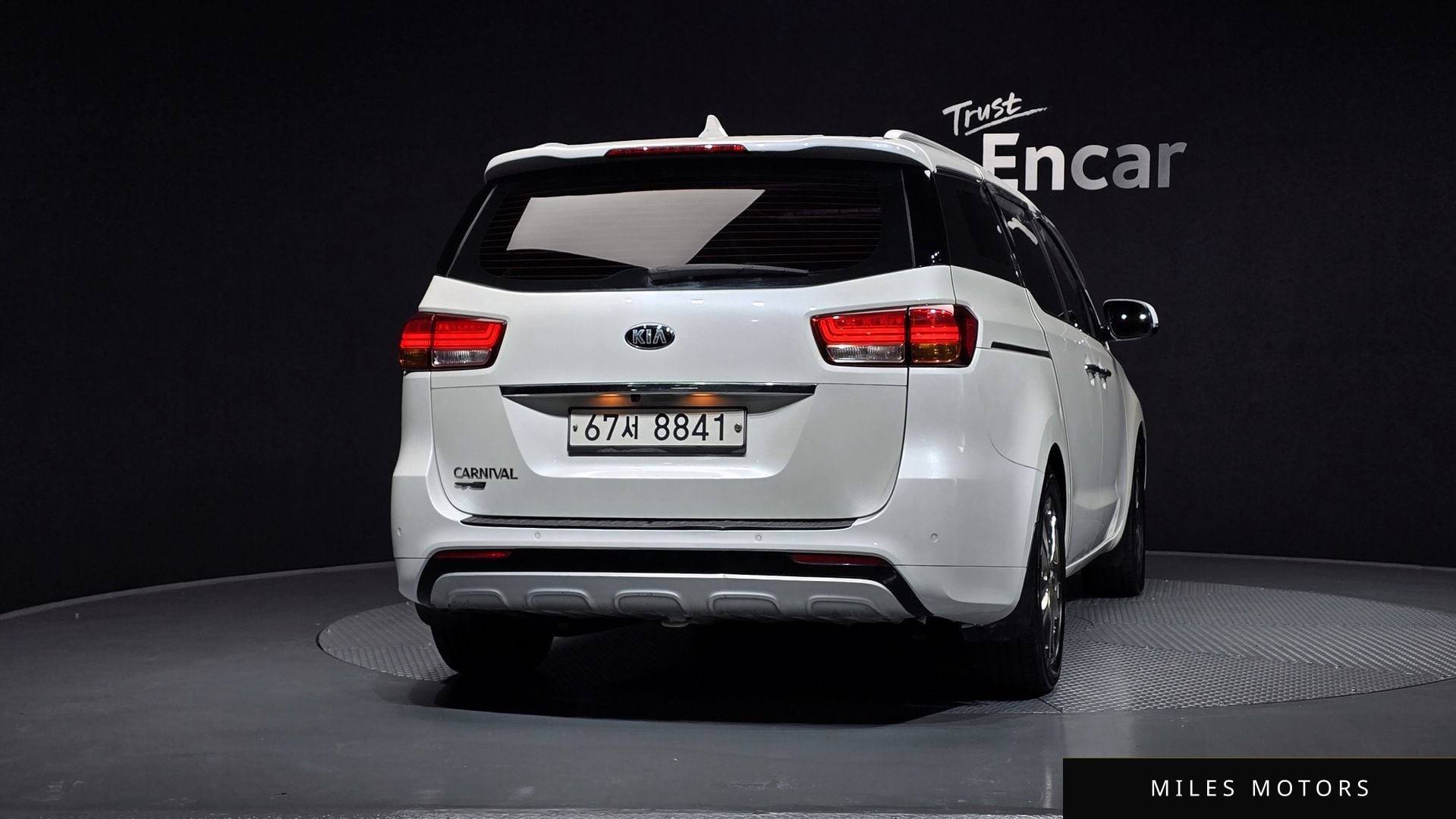Kia Canival 2015 — миниатюра 4