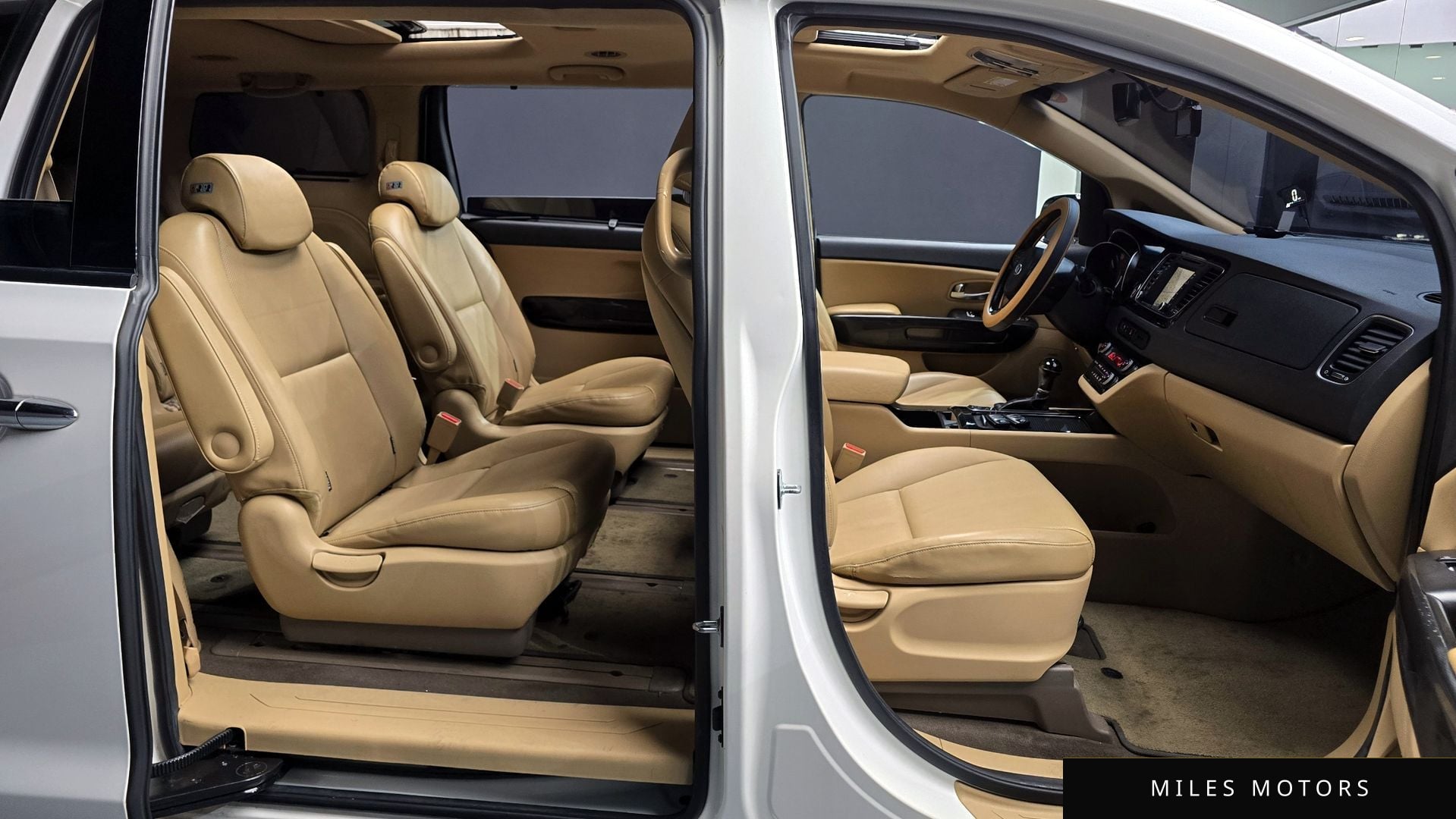 Kia Canival 2015 — миниатюра 10