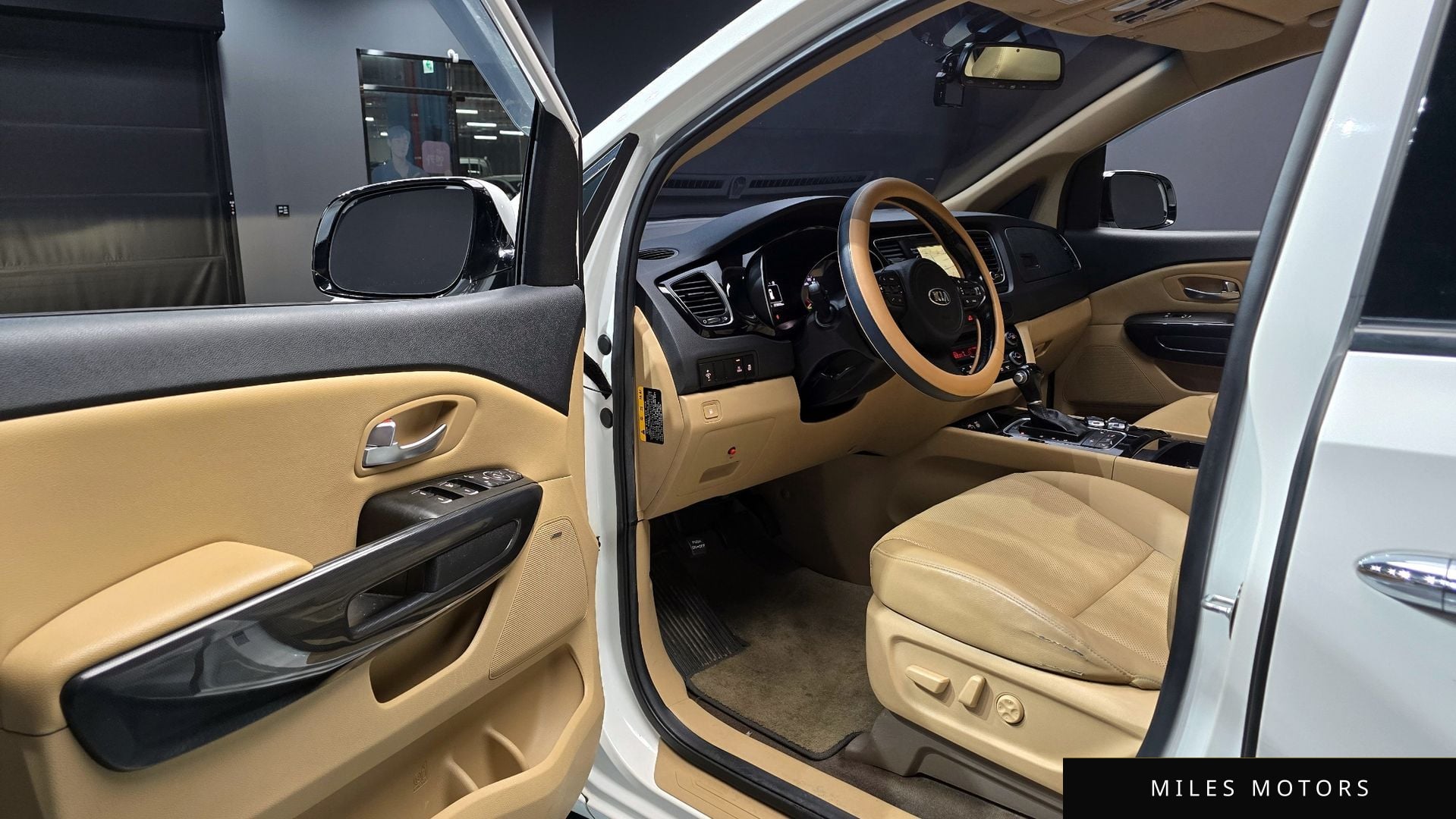 Kia Canival 2015 — миниатюра 11