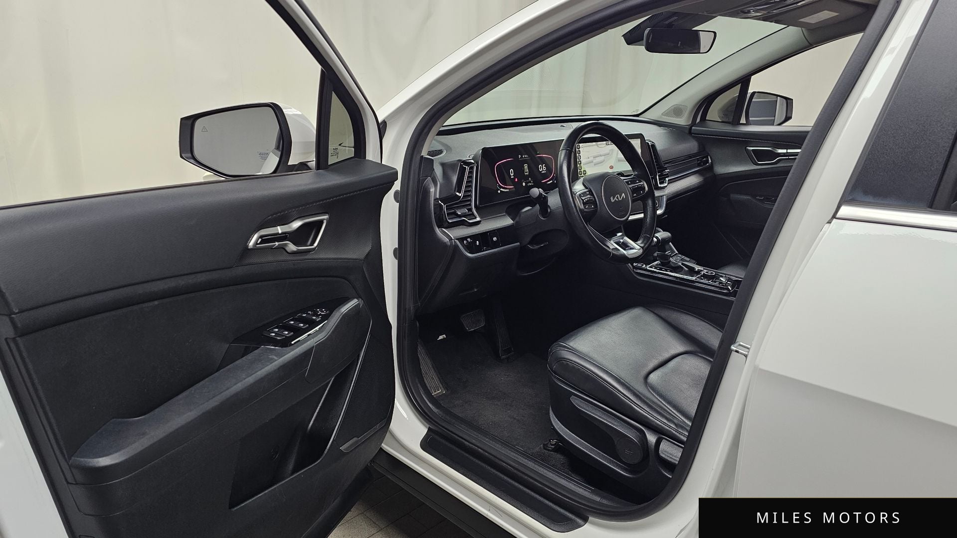 Kia Sportage 2022 — миниатюра 10