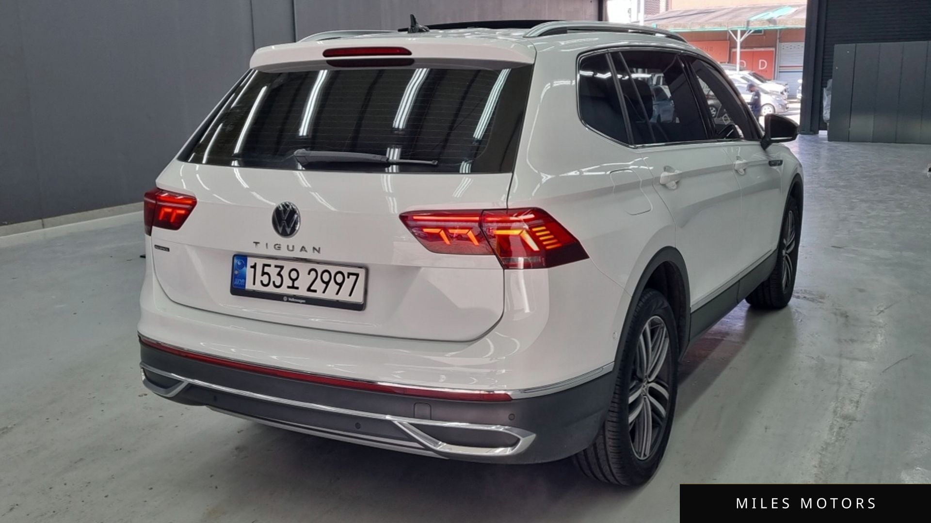 Volkswagen Tiguan 2023 — миниатюра 2