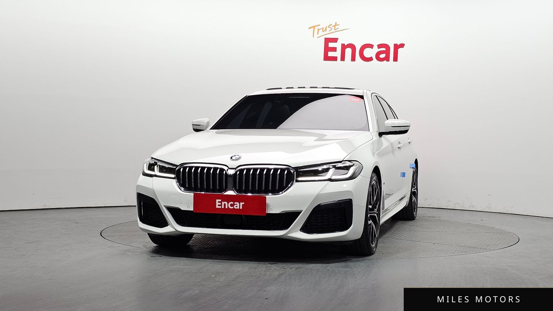 BMW 5시리즈 (G30) 2022 — миниатюра 3
