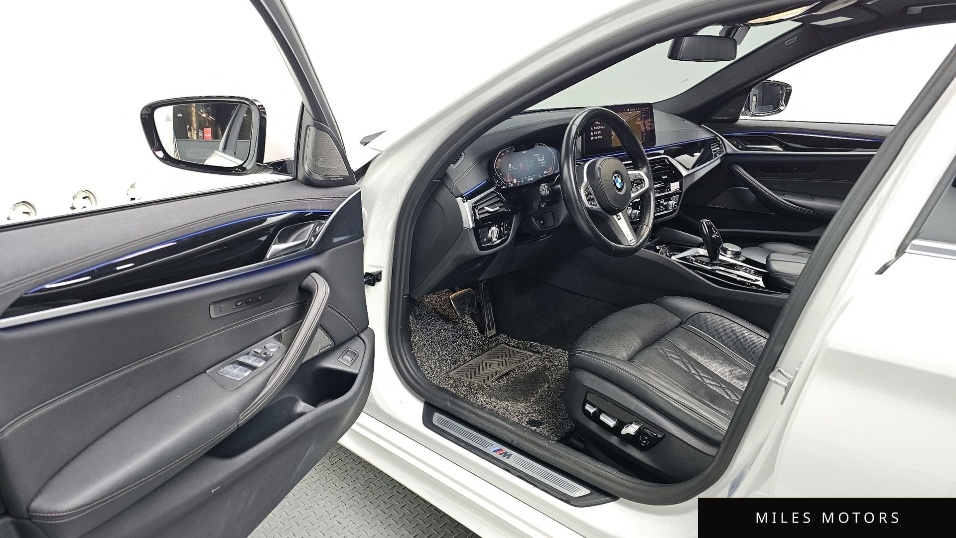 BMW 5시리즈 (G30) 2022 — миниатюра 10