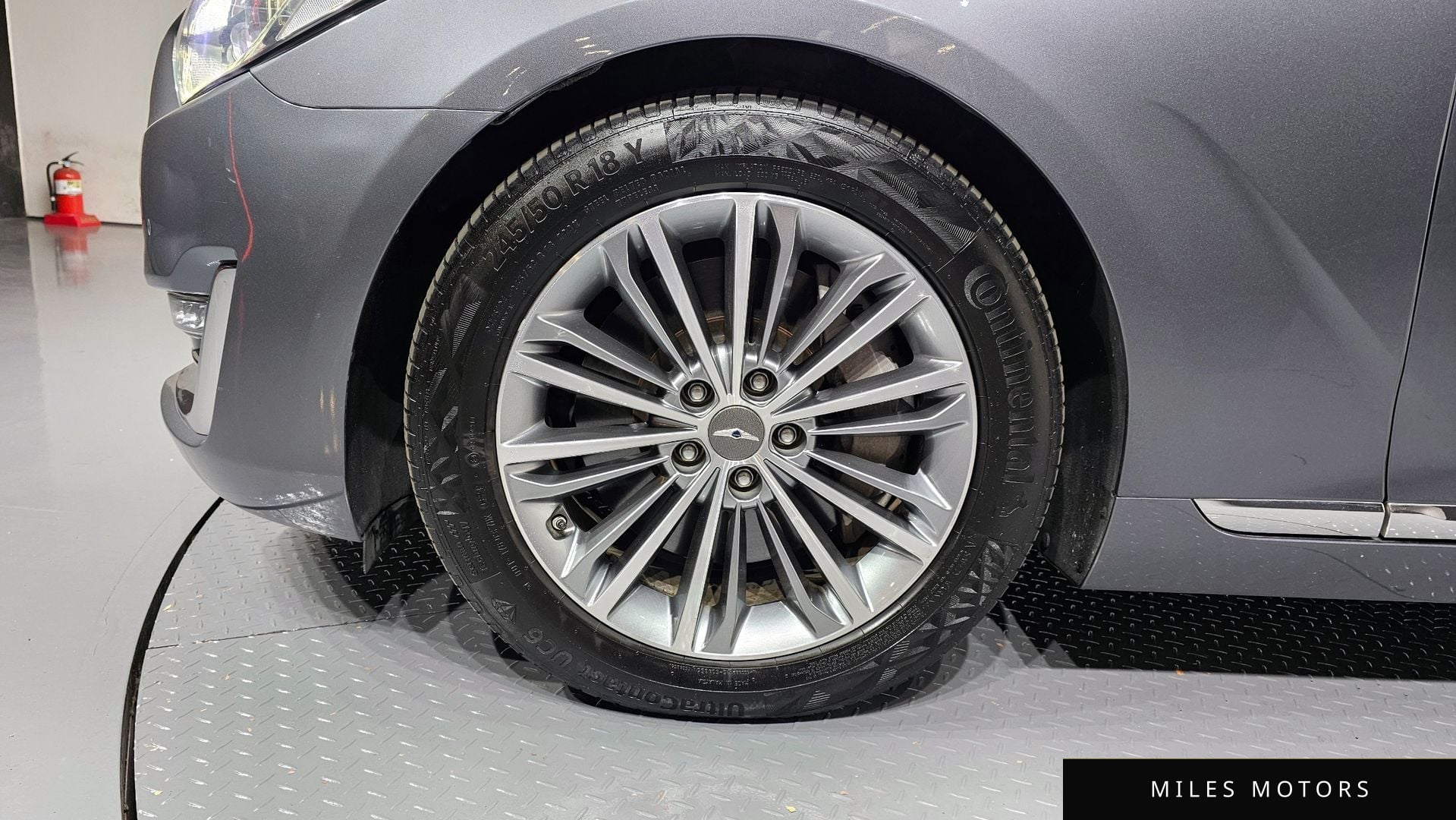 Genesis EQ900 2016 — миниатюра 5