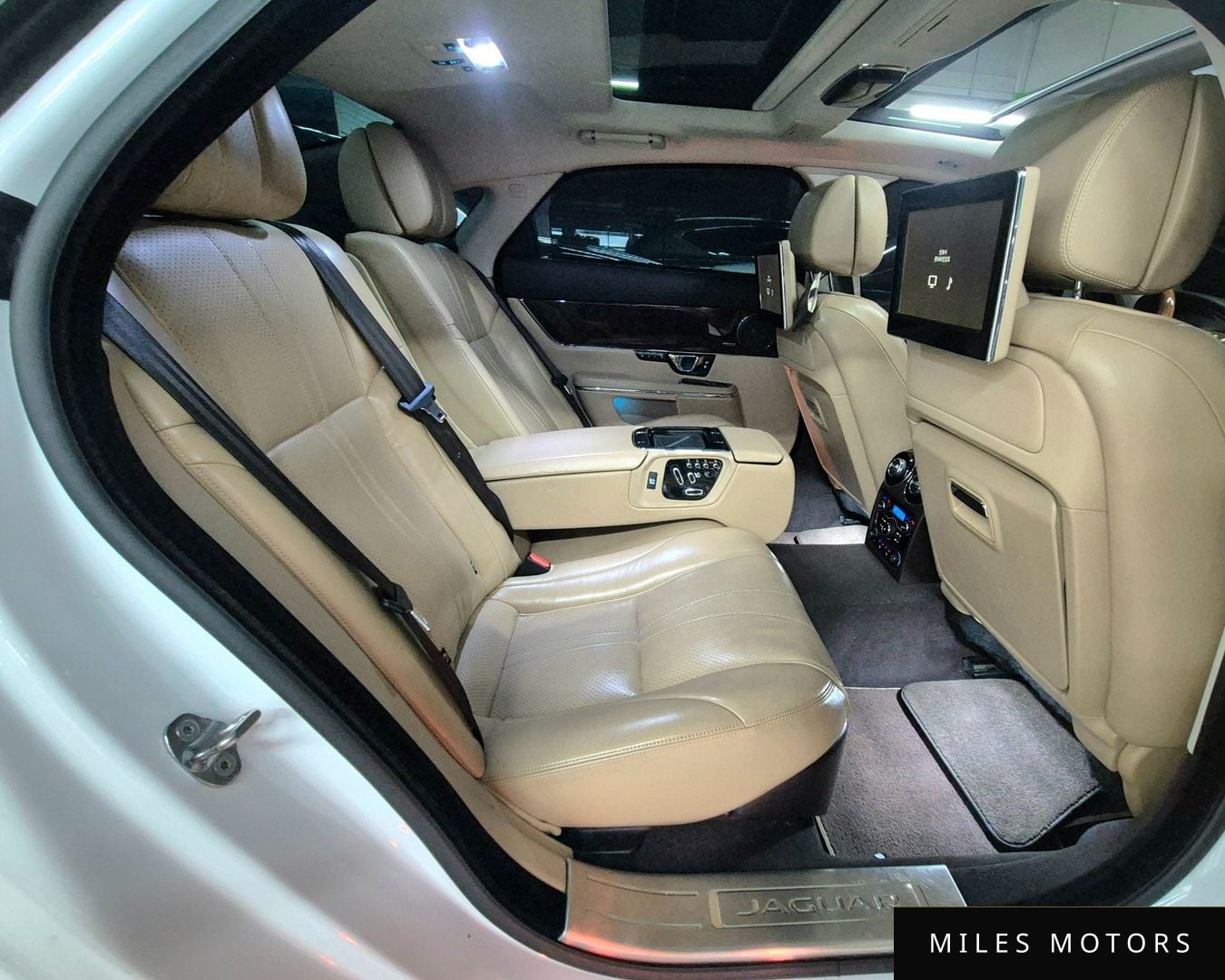 Jaguar All New XJ 2014 — фото 1 из 12