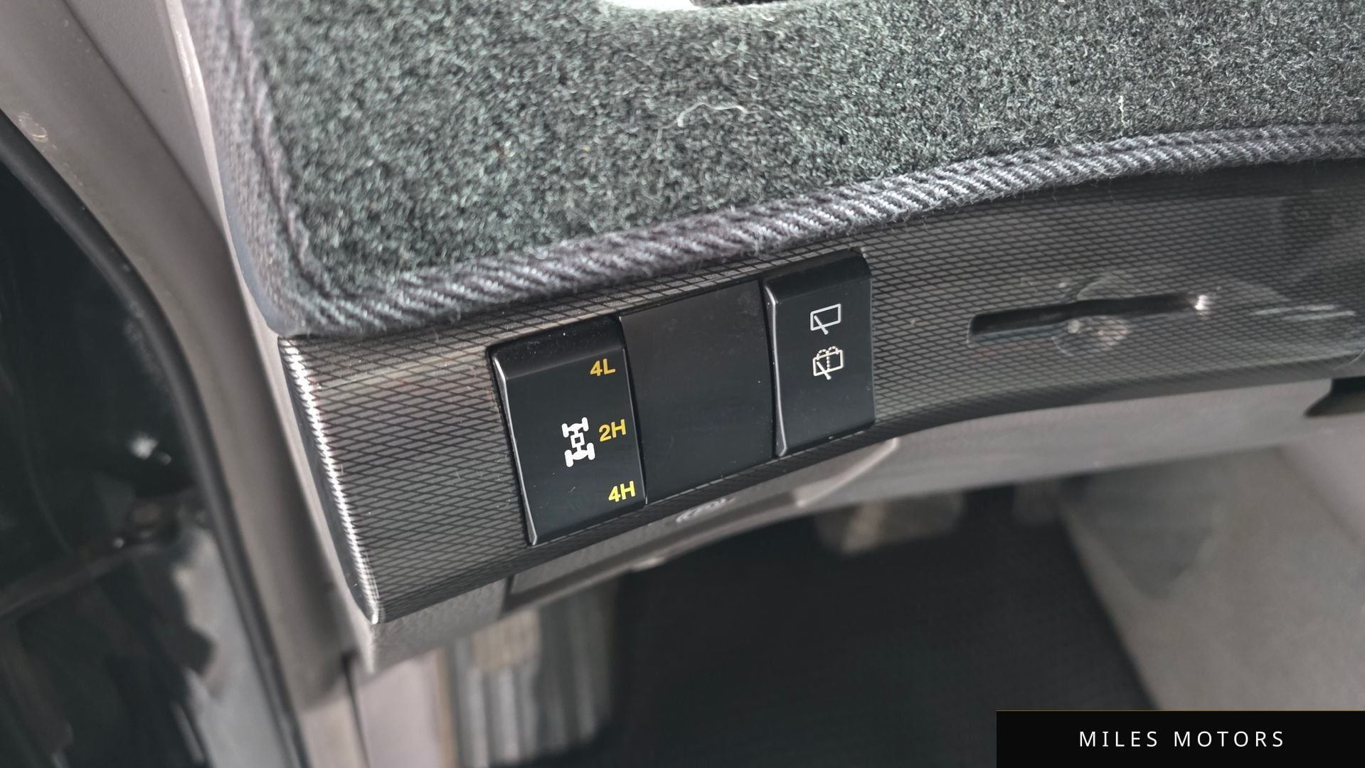 KG Mobility KORANDO 2014 — миниатюра 13