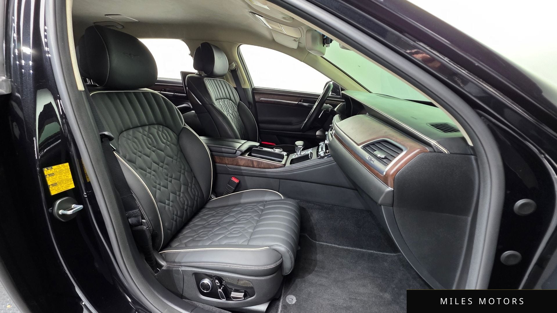 Genesis G90 2021 — миниатюра 10
