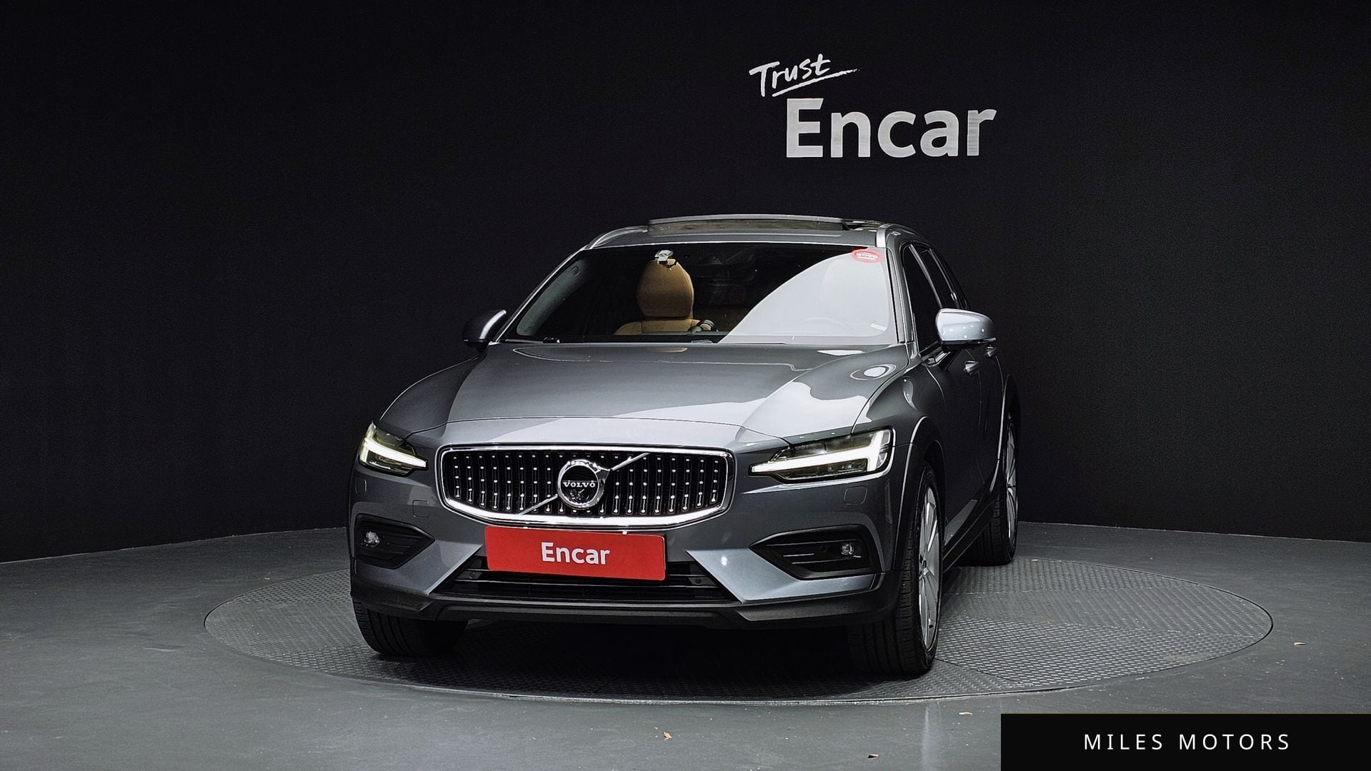 Volvo V60 2020 — миниатюра 3