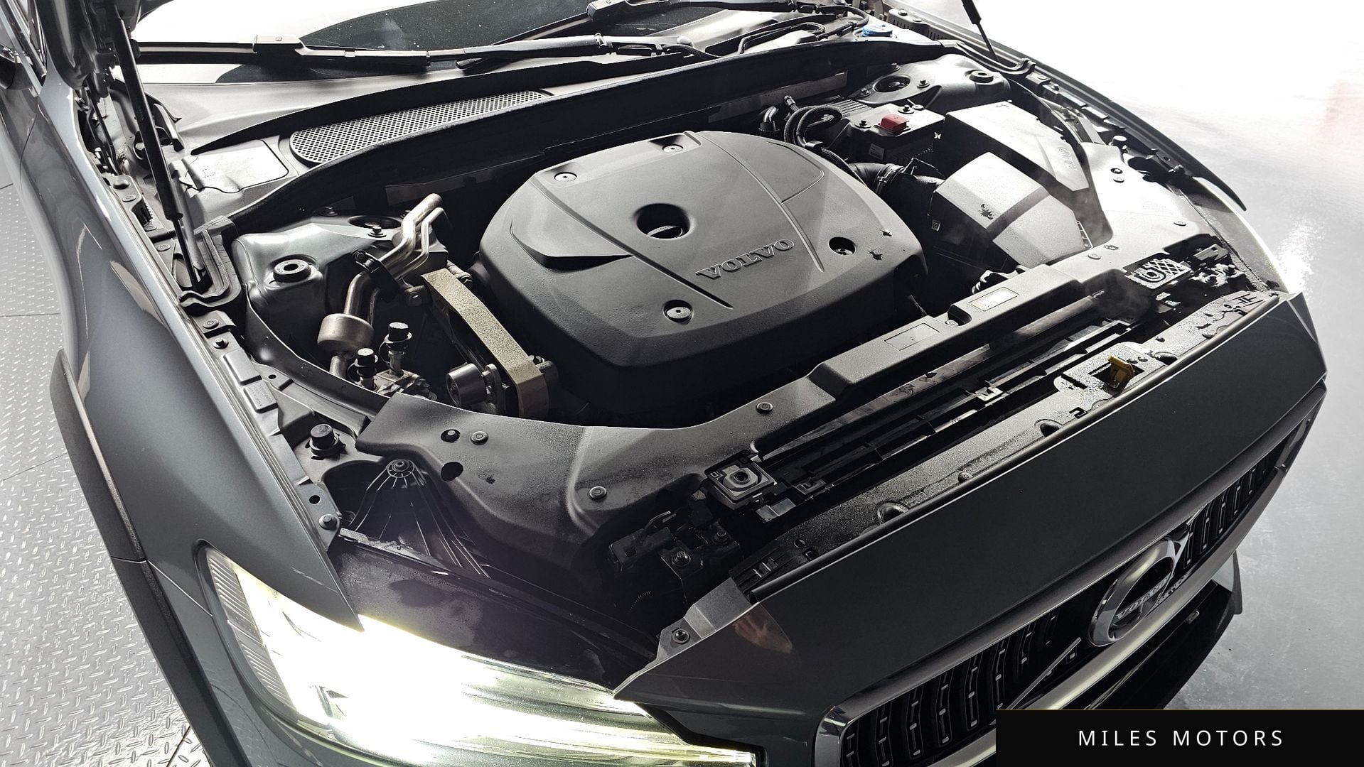 Volvo V60 2020 — миниатюра 6