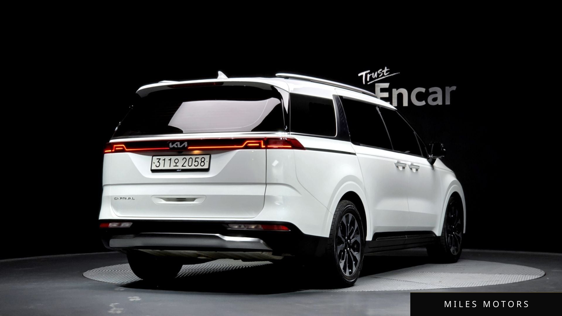 Kia Carnival 2022 — миниатюра 2