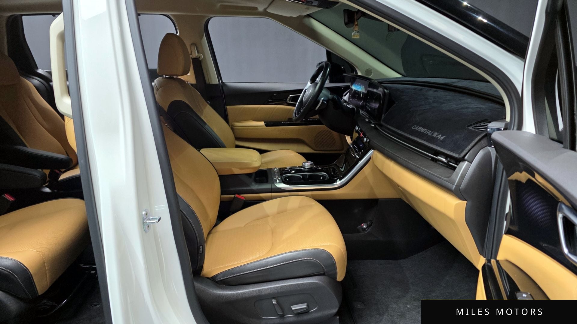 Kia Carnival 2022 — миниатюра 11