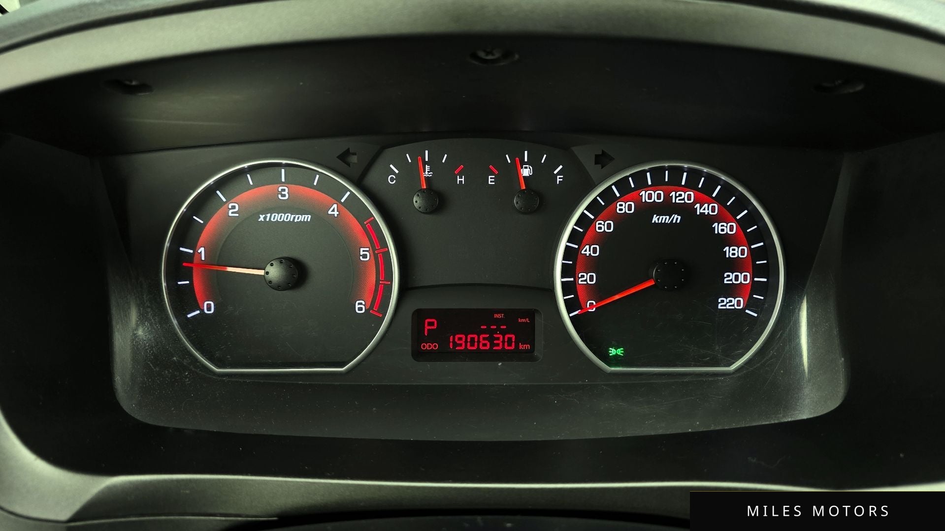 KG Mobility KORANDO 2015 — миниатюра 8
