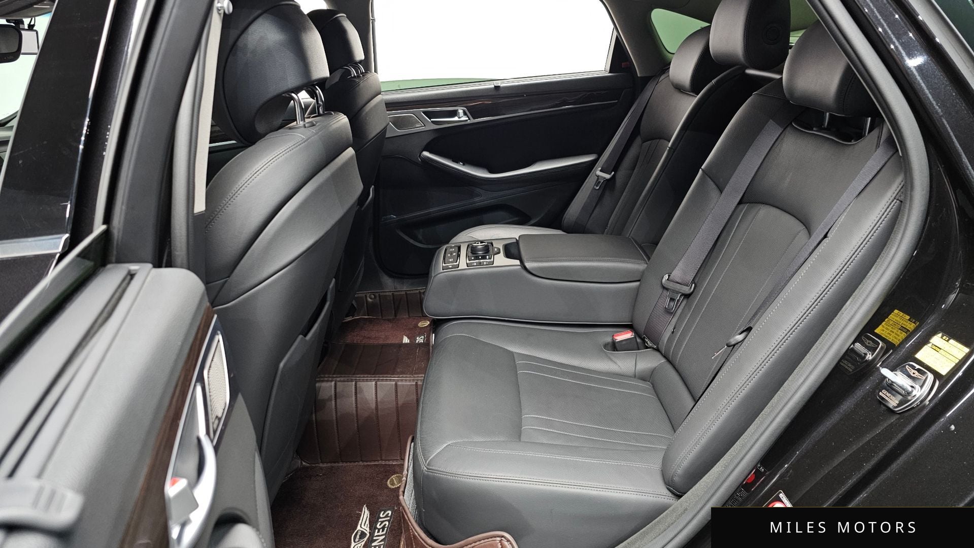 Genesis G80 2018 — миниатюра 12