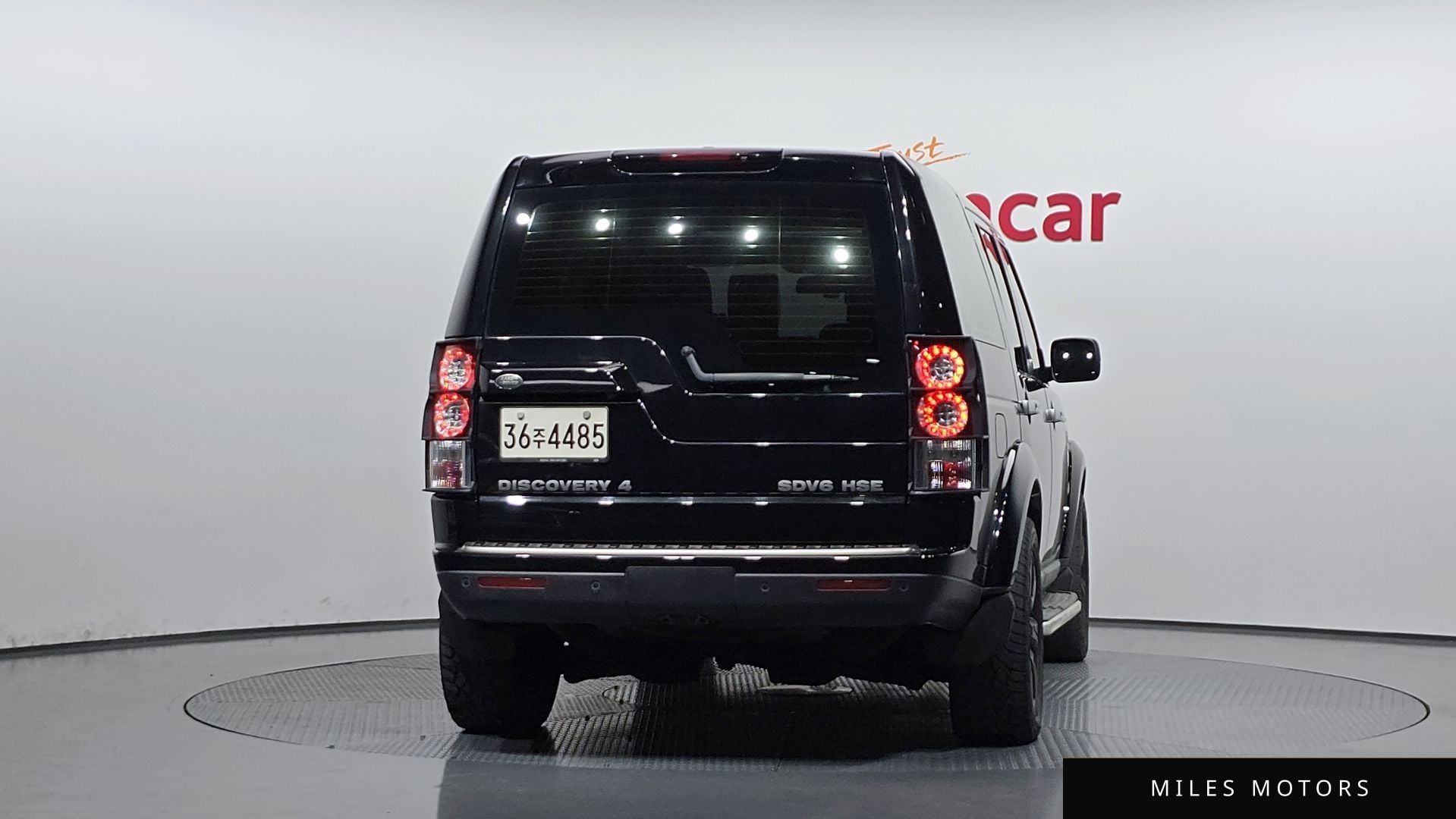 Land Rover Discovery 2013 — миниатюра 4