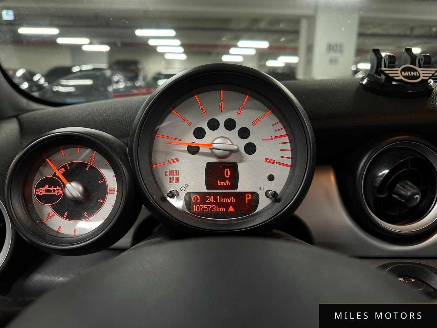 MINI Cooper Convertible 2011 — миниатюра 8