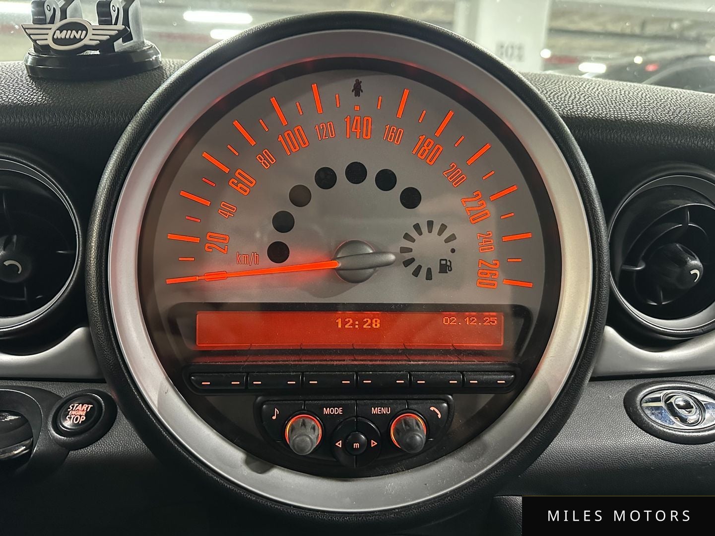 MINI Cooper Convertible 2011 — миниатюра 12