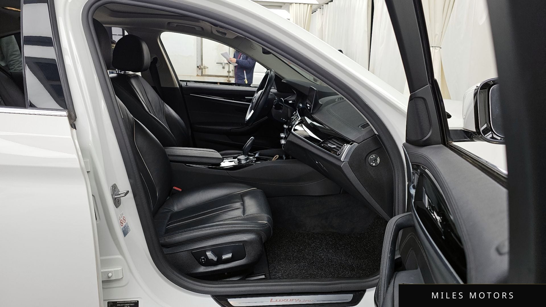 BMW 5시리즈 (G30) 2019 — миниатюра 11